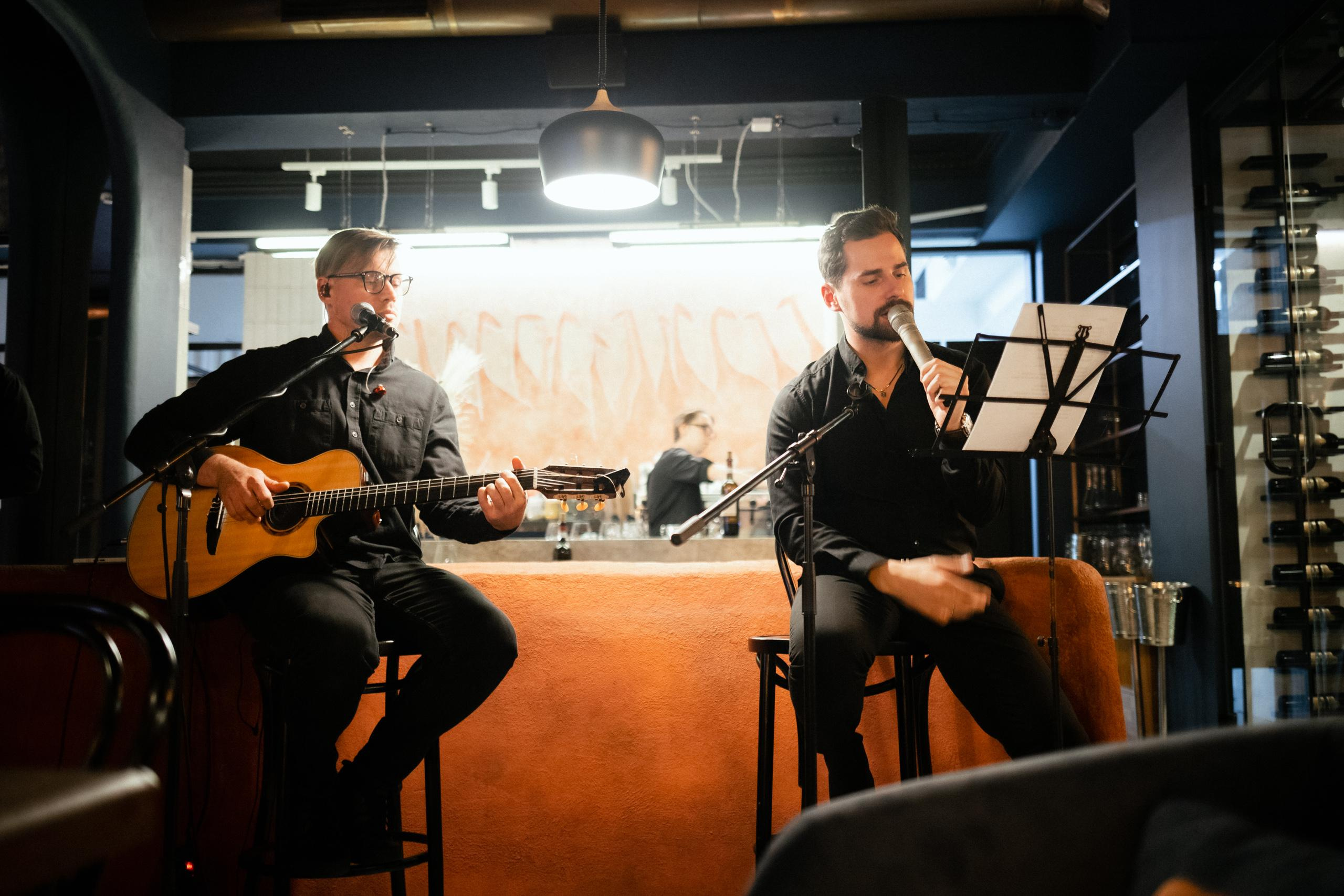 МУЗЫКАЛЬНО-ПОЭТИЧЕСКИЙ ВЕЧЕР С ИВАНОМ ЗАСУХИНЫМ. СВОИ. ФОТООТЧЕТЫ-СОБЫТИЯ-МЕСТА