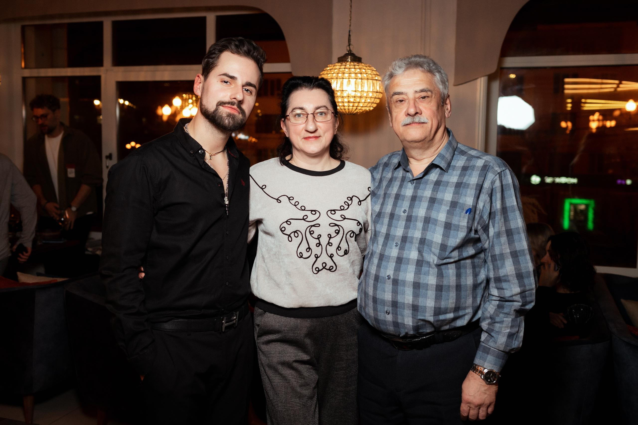 МУЗЫКАЛЬНО-ПОЭТИЧЕСКИЙ ВЕЧЕР С ИВАНОМ ЗАСУХИНЫМ. СВОИ. ФОТООТЧЕТЫ-СОБЫТИЯ-МЕСТА