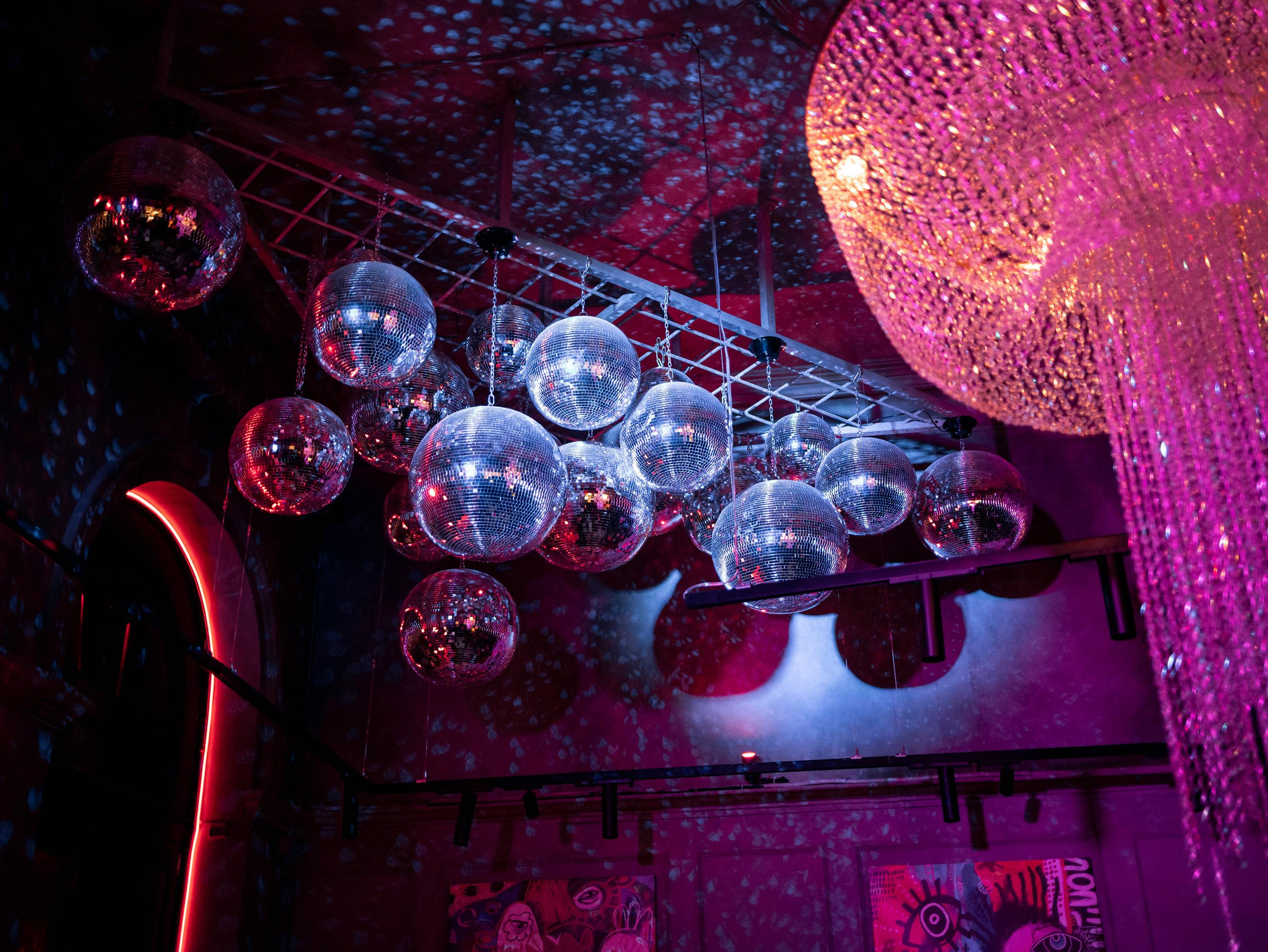 SECRET TRAVELERS [NEW YEAR PARTY]. СВОИ. ФОТООТЧЕТЫ-СОБЫТИЯ-МЕСТА