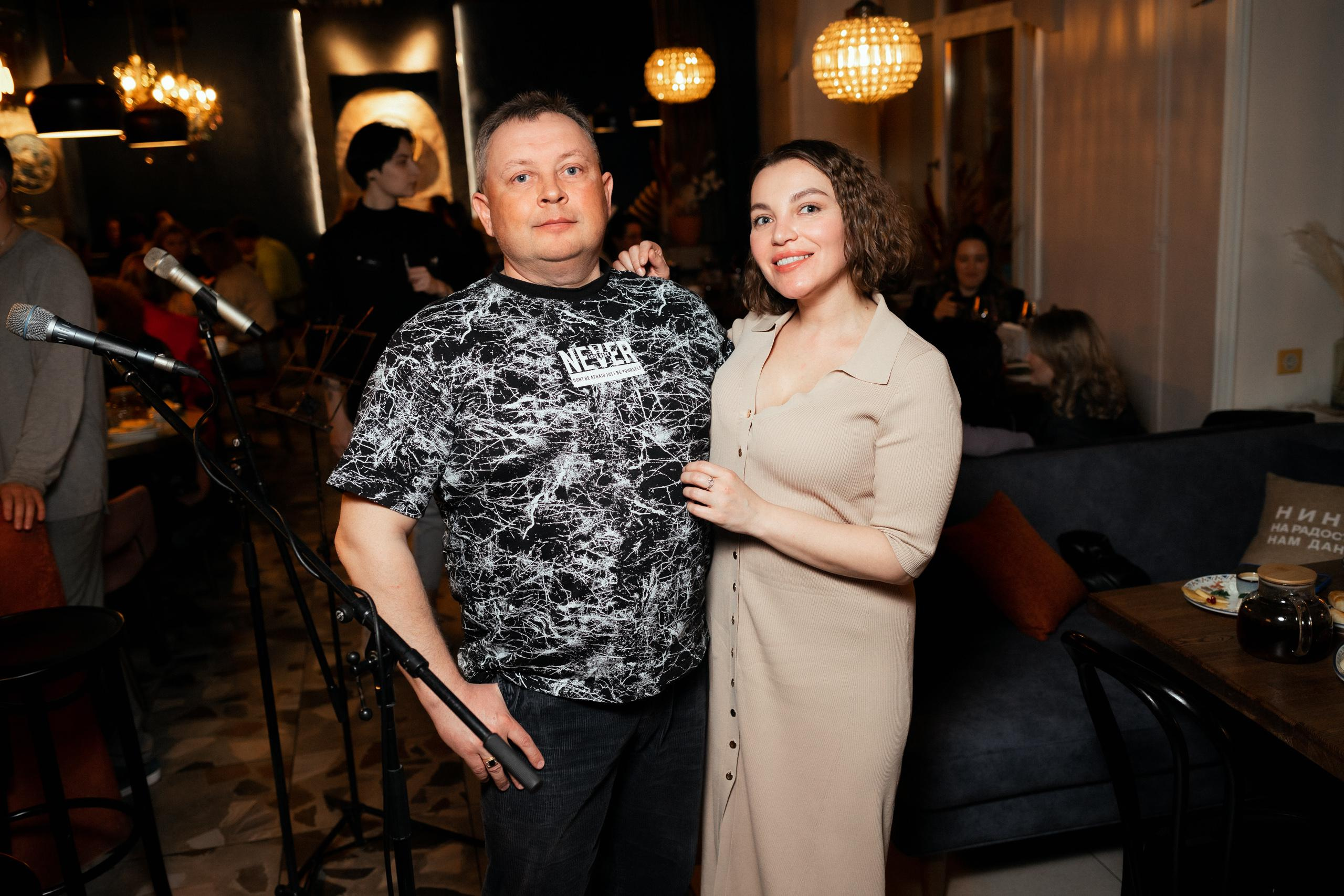 МУЗЫКАЛЬНО-ПОЭТИЧЕСКИЙ ВЕЧЕР С ИВАНОМ ЗАСУХИНЫМ. СВОИ. ФОТООТЧЕТЫ-СОБЫТИЯ-МЕСТА