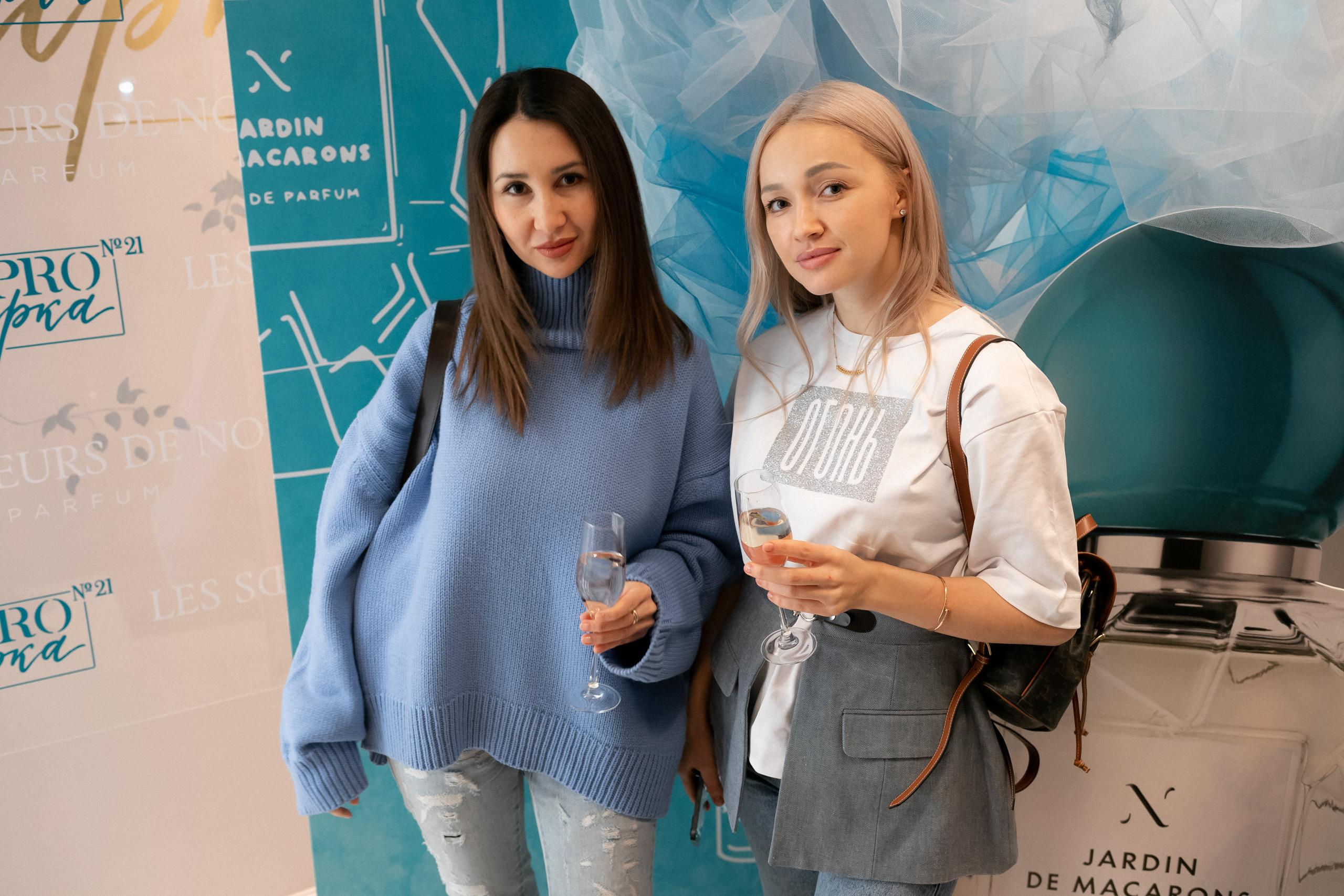 LES SOEURS DE NOE [ПРЕЗЕНТАЦИЯ БРЕНДА]. СВОИ. ФОТООТЧЕТЫ-СОБЫТИЯ-МЕСТА