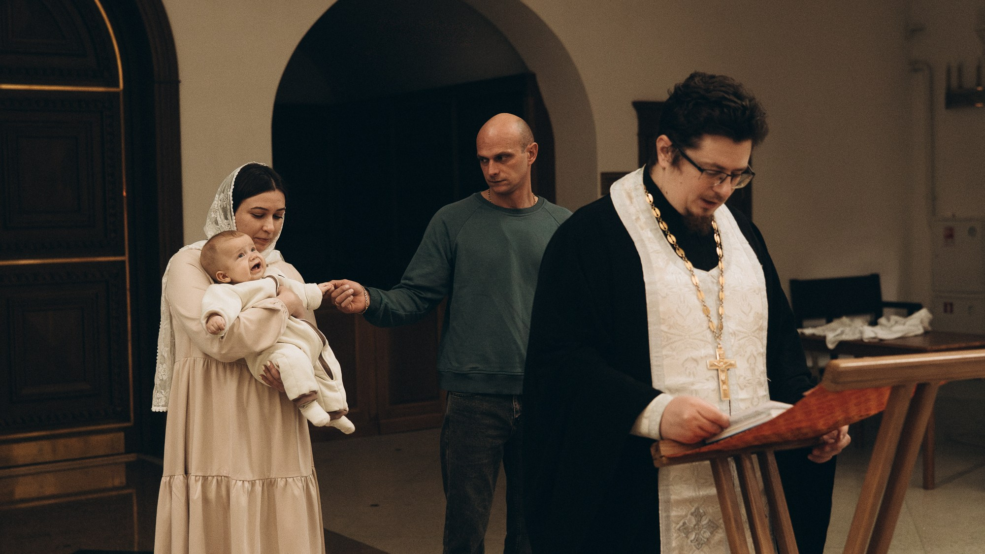 Фотограф на крещение Москва. Семейный, ньюборн фотограф, фотограф на роды в Москве, Виктория Тюльдюкова