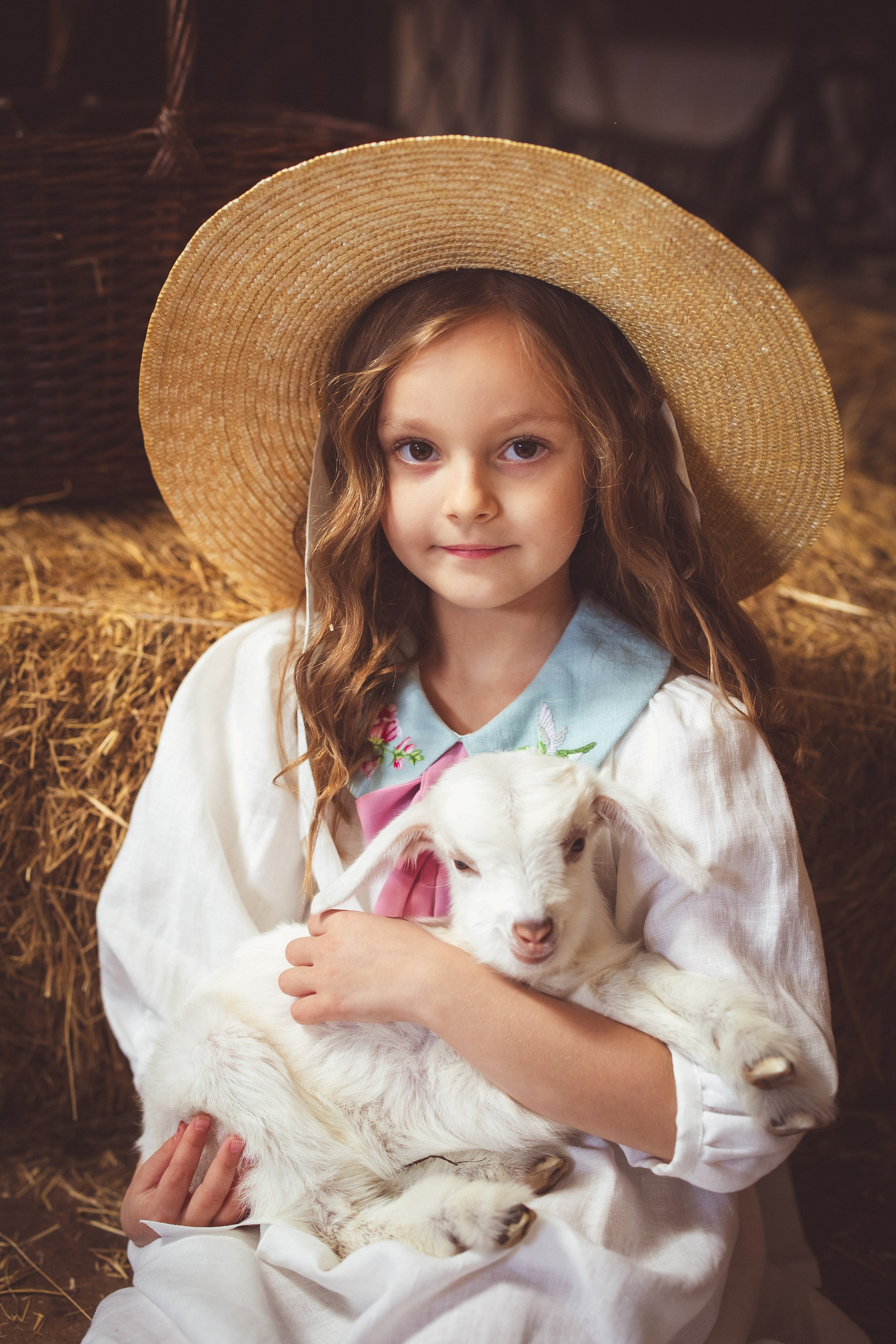 Пасхальный фотопроект с козочкой и утятами, в фотостудии «Эль» 2024 г. Семейный и детский фотограф в Краснодаре Анна Трашкова