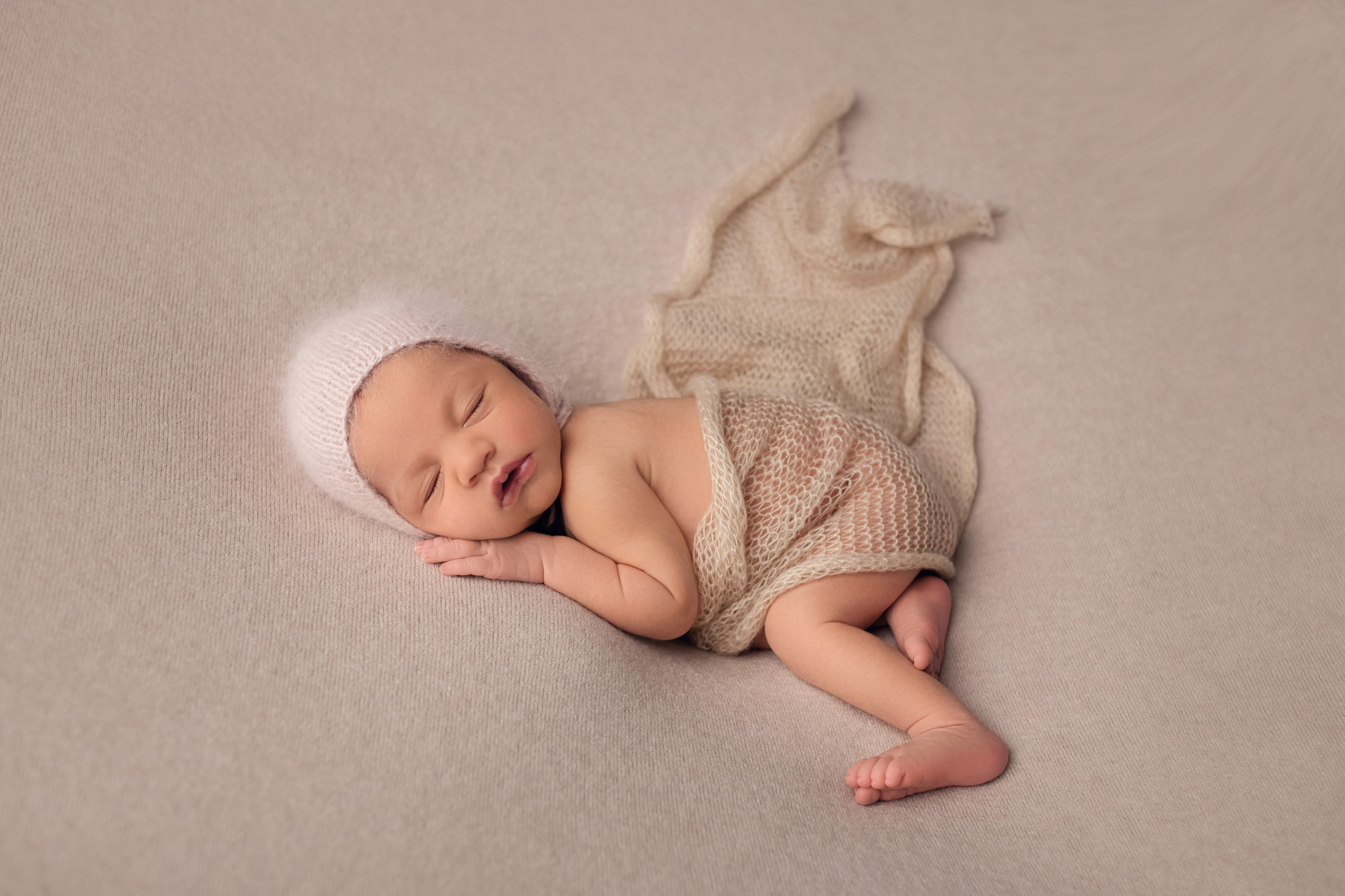 Фотосъемка новорожденных (ньюборн) детей в г. Ярославль и Ярославская. Профессиональный фотограф Елена Красилина г.Ярославль, г. Рыбинск