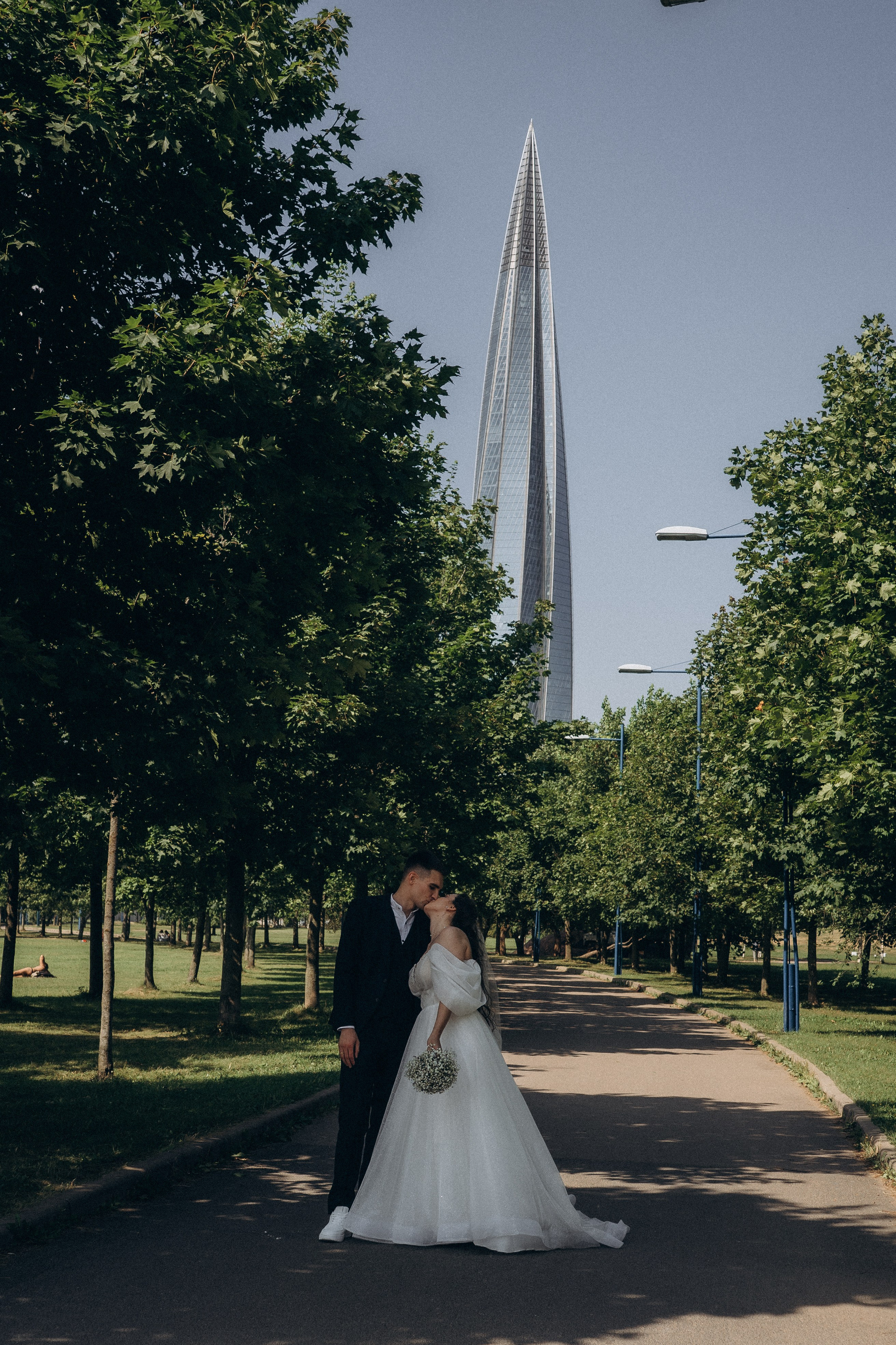 СВАДЕБНАЯ СЬЕМК В ПАРКЕ 300-ЛЕТИЯ. Профессиональный фотограф, Санкт-Петербург — Виктория Богомолова