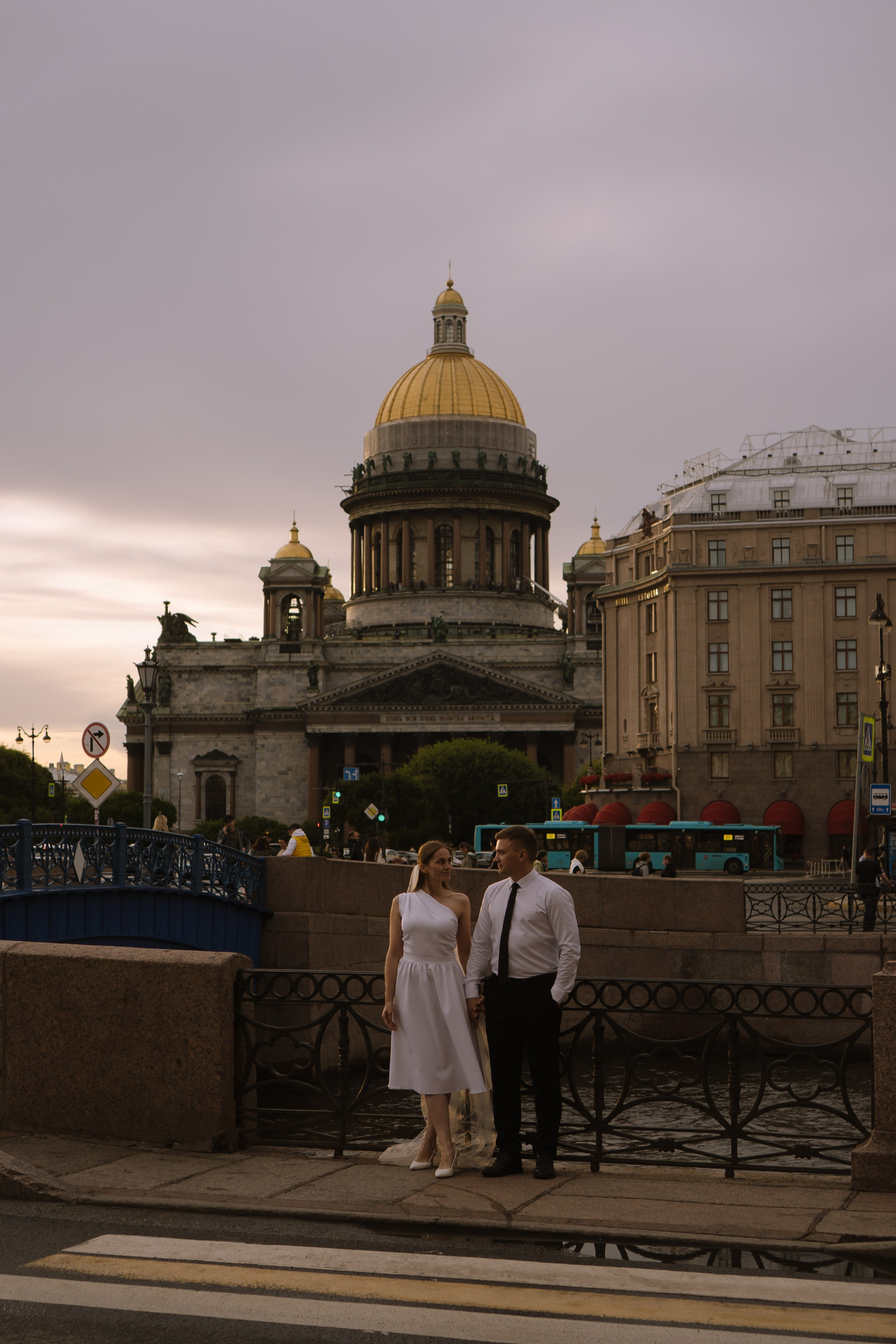 СВАДЕБНАЯ СЬЕМКА С ИСАКИЕВСКИМ СОБОРОМ, АСТОРИЯ И ЗАКОНОДАТЕЛЬНОЕ СОБРАНИЕ. Профессиональный фотограф, Санкт-Петербург — Виктория Богомолова