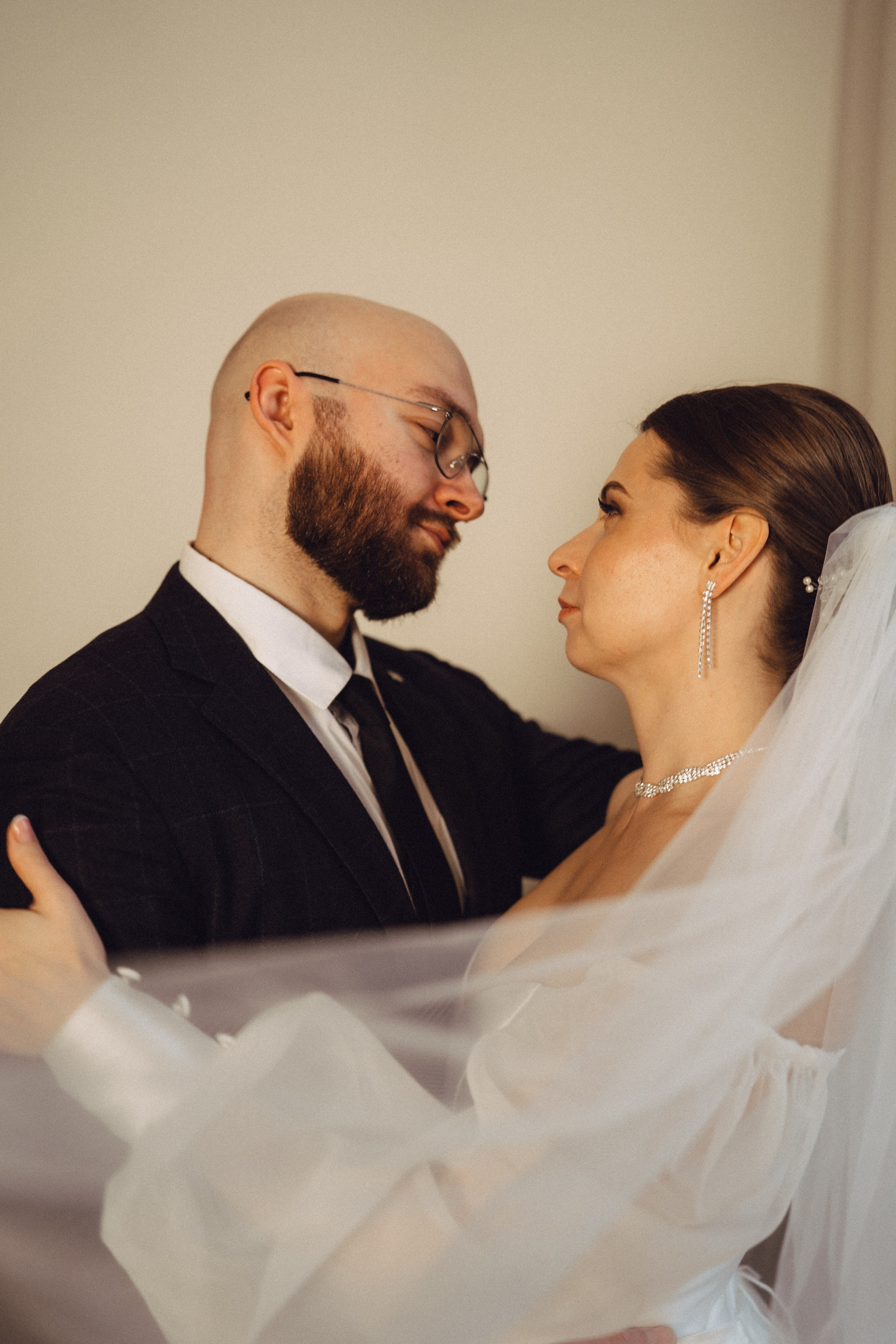 СВАДЕБНАЯ СЬЕМКА ВО ВТОРОМ ДВОРЦЕ (ДЕКАБРЬ) ТАКЖЕ СЬЕМКА В СТУДИИ НА ЧЕРНЫШЕВСКОЙ. Профессиональный фотограф, Санкт-Петербург — Виктория Богомолова