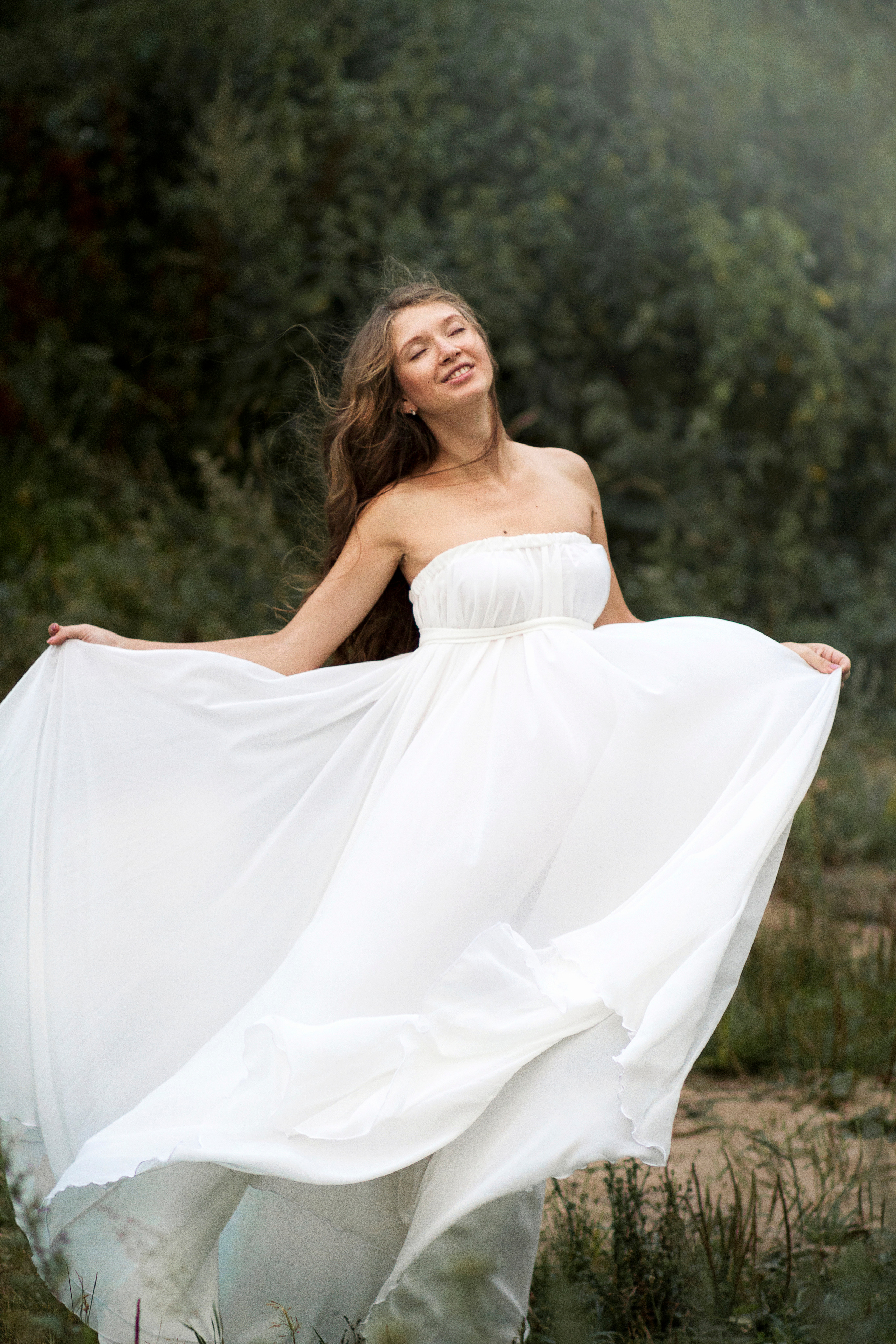 Белое платье из шифона/костюм (размер платья 42-50, размер костюма 40-44). Фотосессия с лошадьми в Нижнем Новгороде