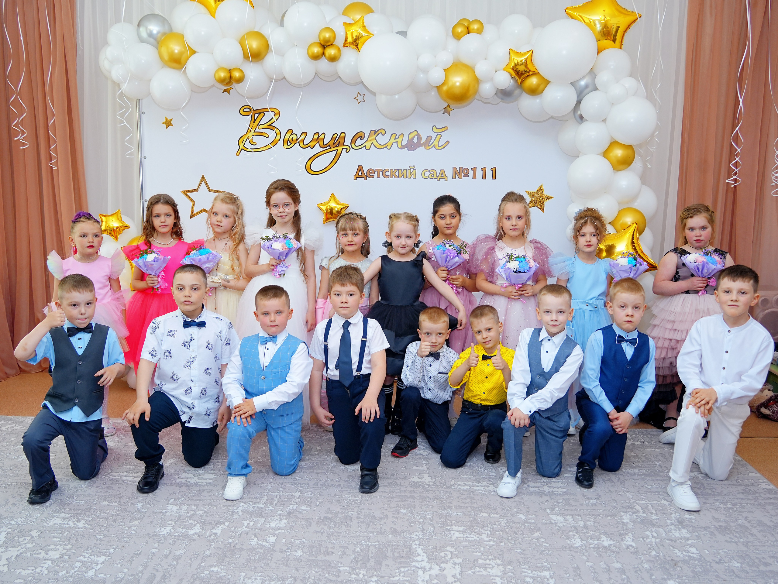 Фотосъемка видеосъёмка фотограф видеооператор новогодних утренников  в. Фотограф, видеооператор Нина Коршунова