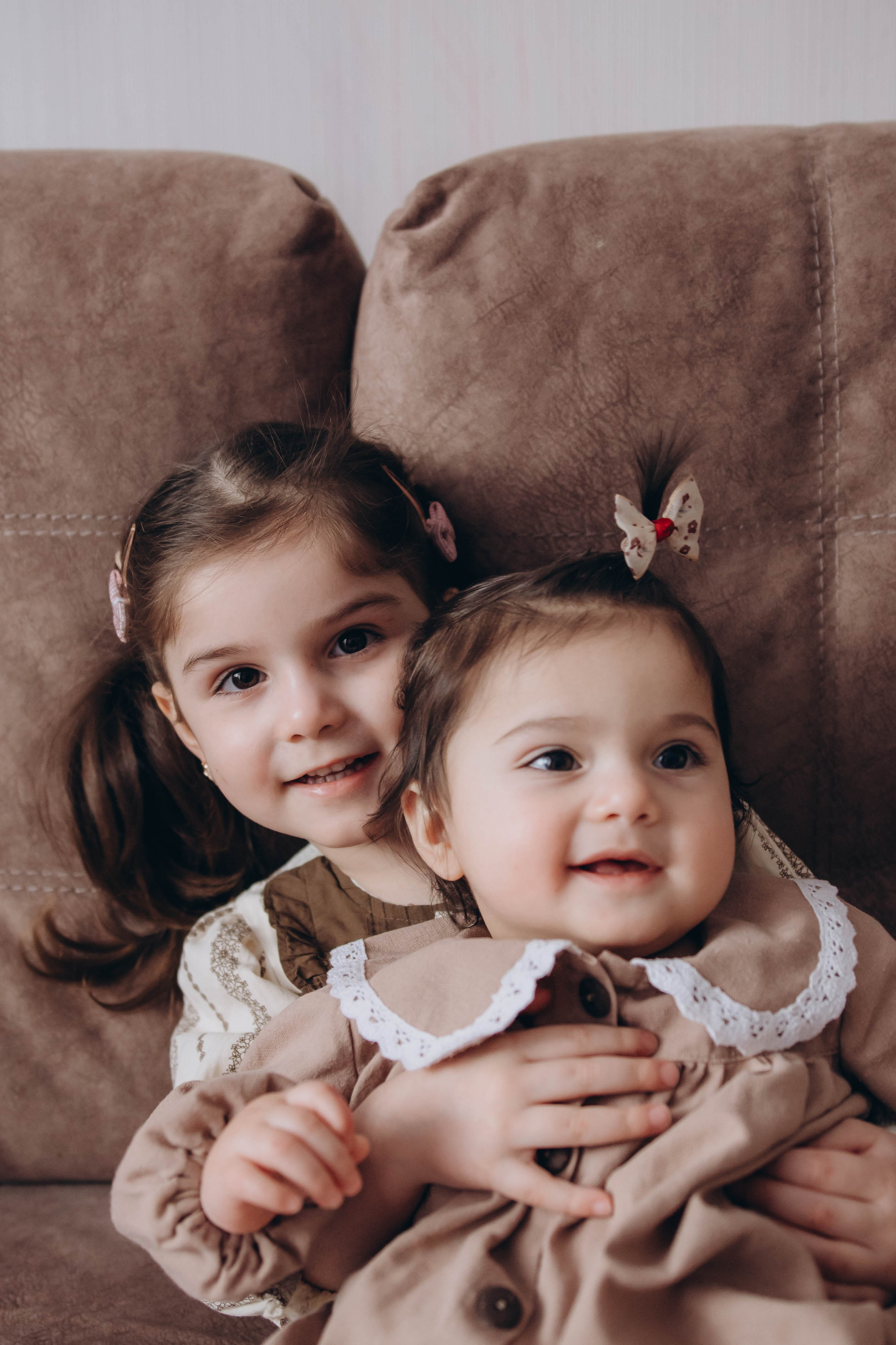 Дженнет с дочками)