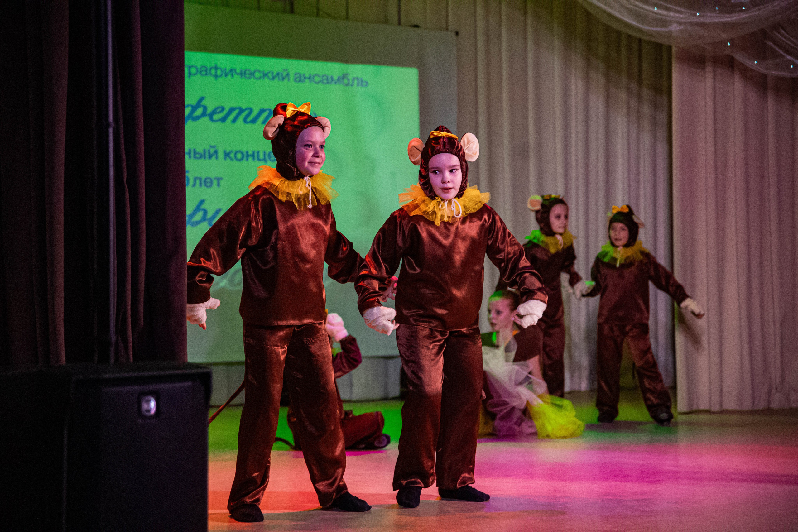 «Конфетти» Юбилейный концерт «Твори Добро». Фотограф Дарья Маташкова