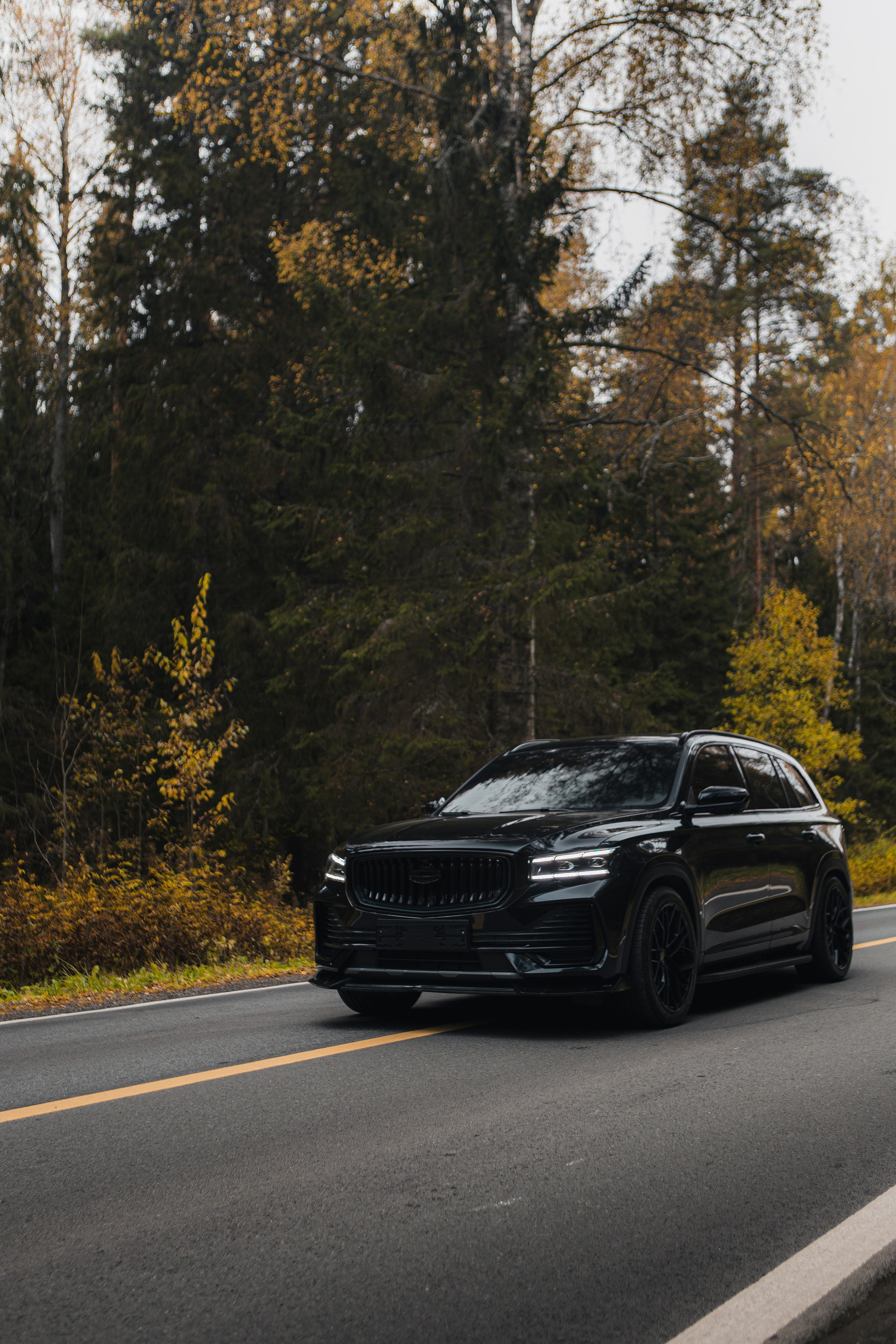 Geely Monjaro. Авто Видеограф/фотограф в Иваново для Вашего бизнеса