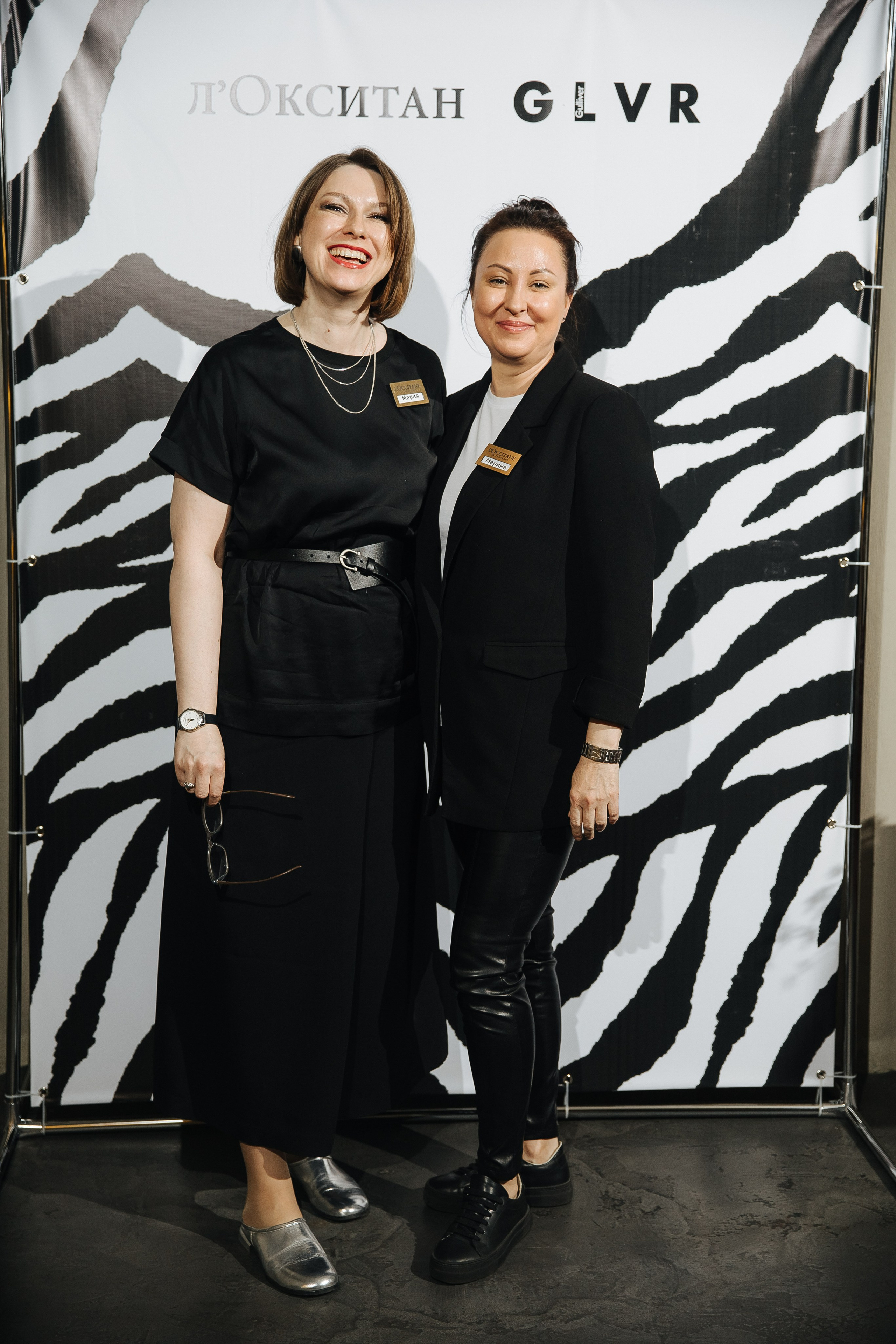 Презентация открытия магазина женской одежды GLVR в ресторане Fresco. Фотограф в Красноярске Надежда Воскресенская