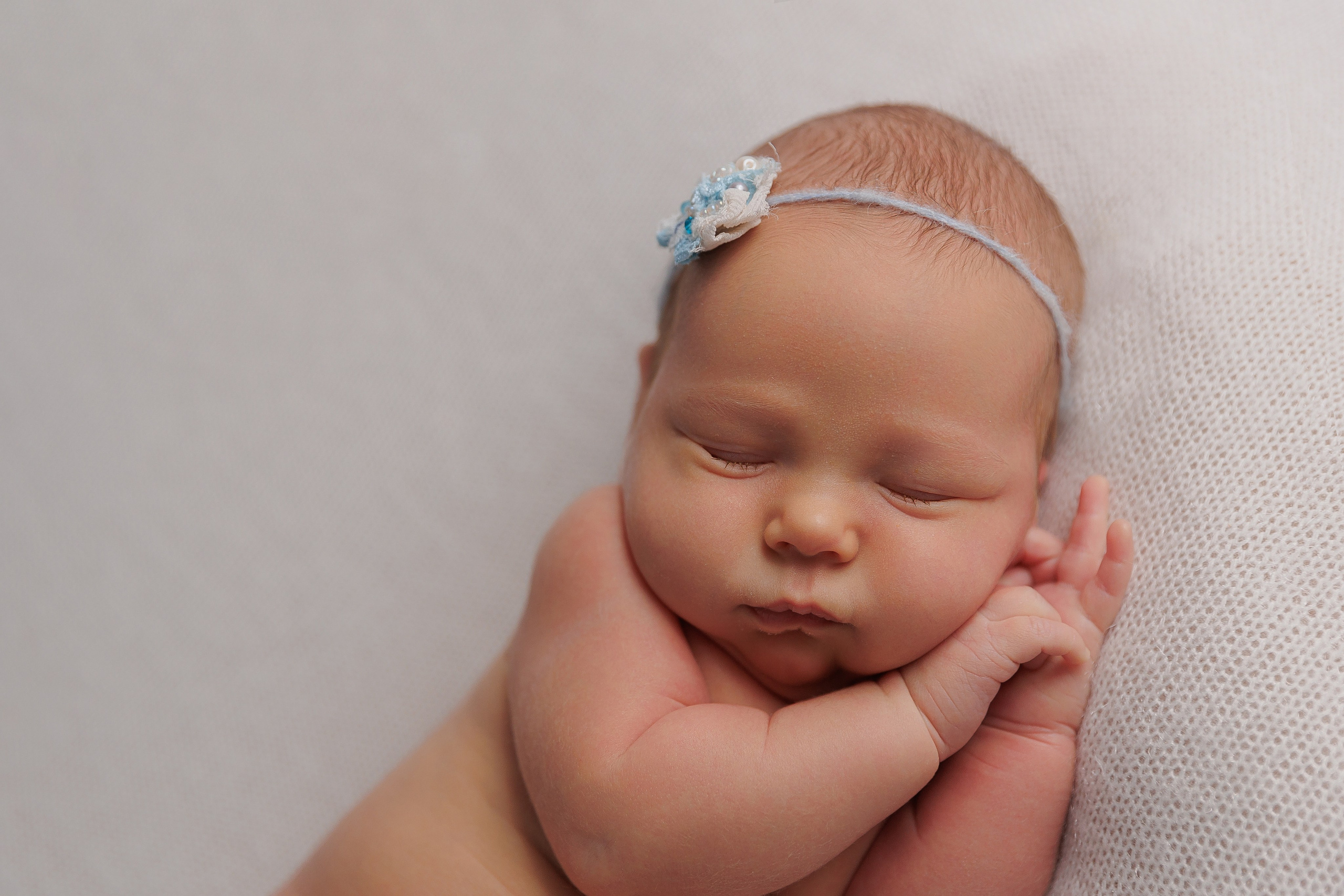 Newborn. Фотограф Лодейное Поле Екатерина Герасимова в Санкт-Петербурге и Лен. области