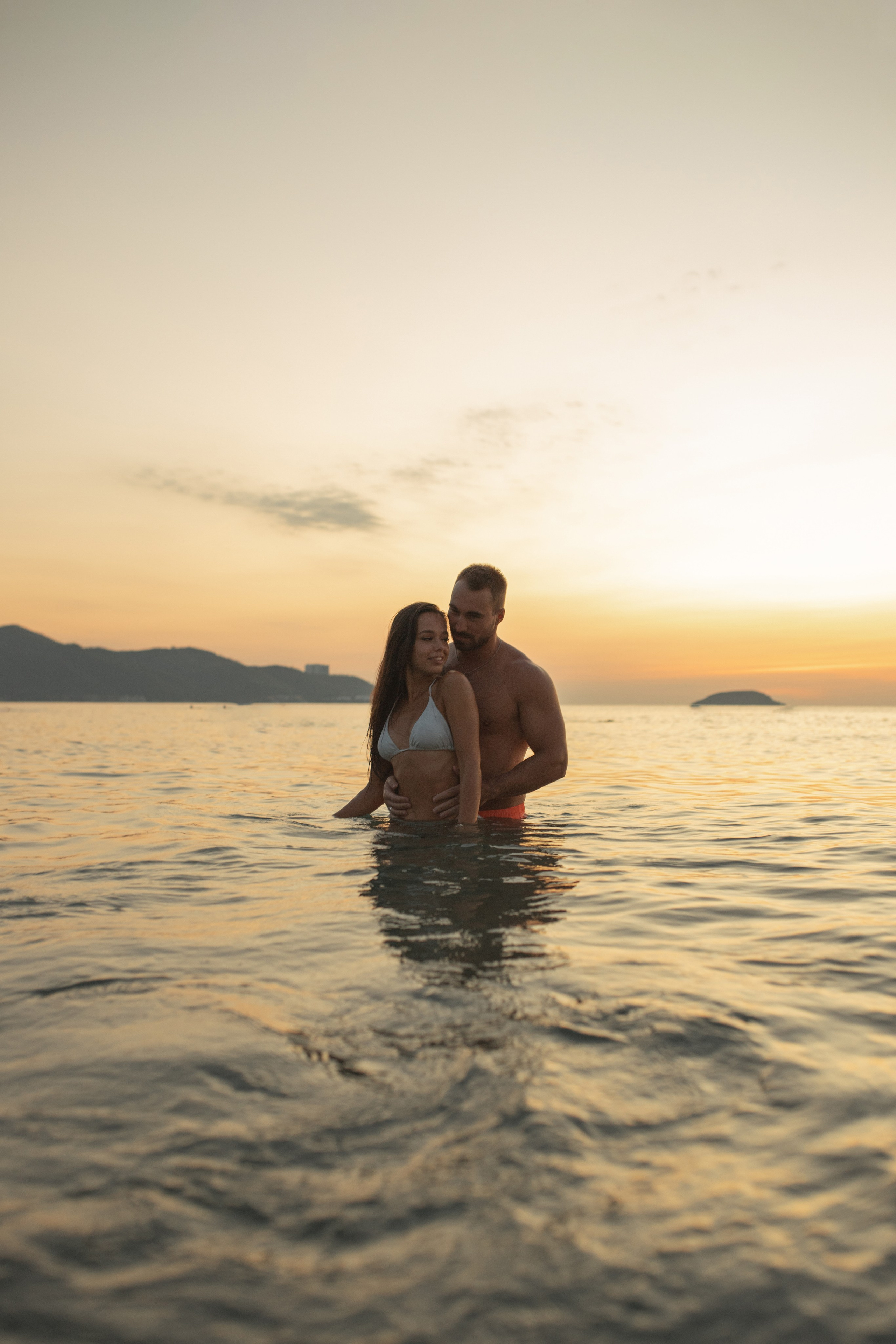 Рассветная прогулка на сапах Ярослав и Анастасия. Главная