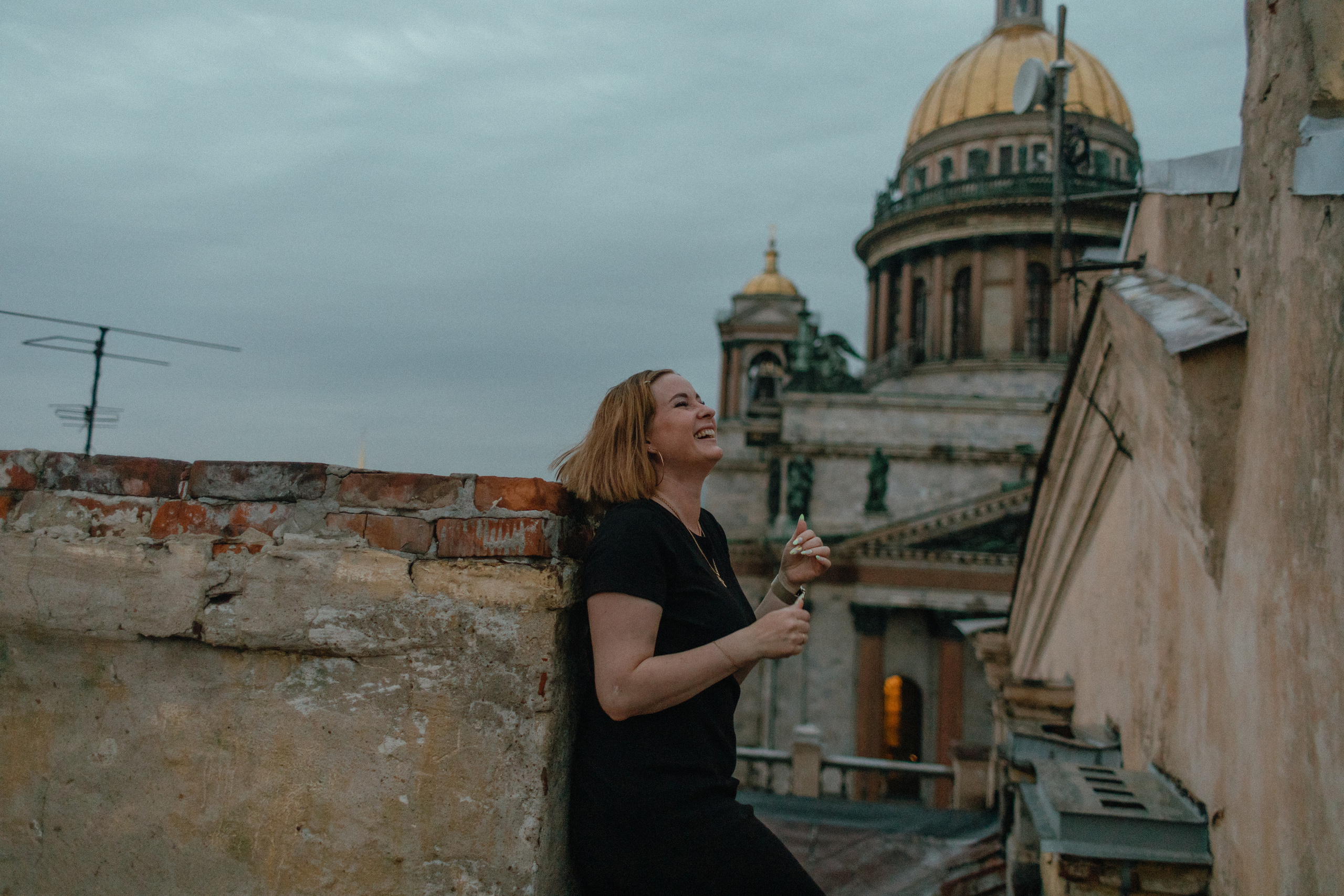 Фотосессия на крыше СПБ. Семейный и свадебный фотограф в Санкт-Петербурге и Всеволожске