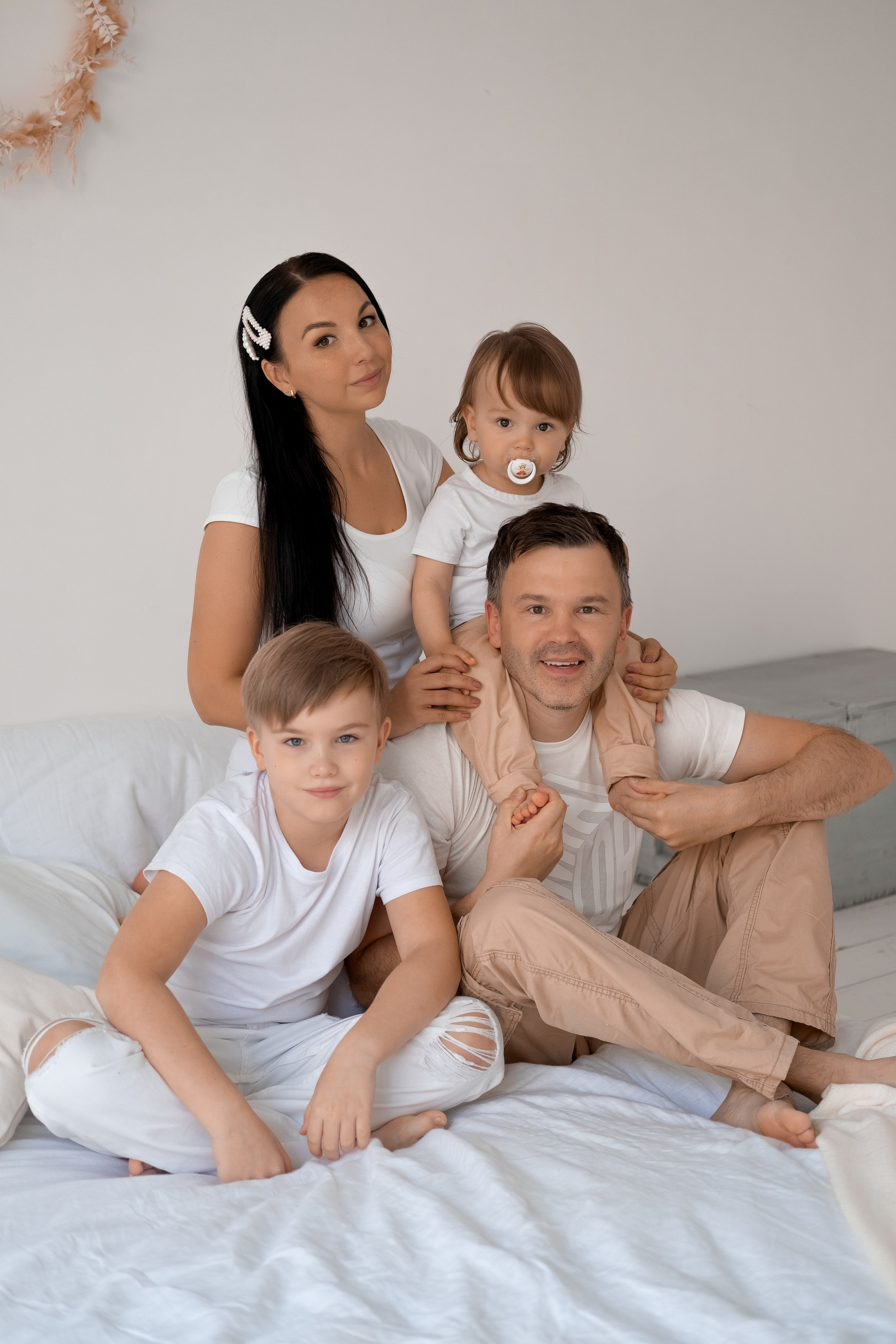 Семейная фотосессия (прогулки и студии). Семейный и женский фотограф в Санкт-Петербурге