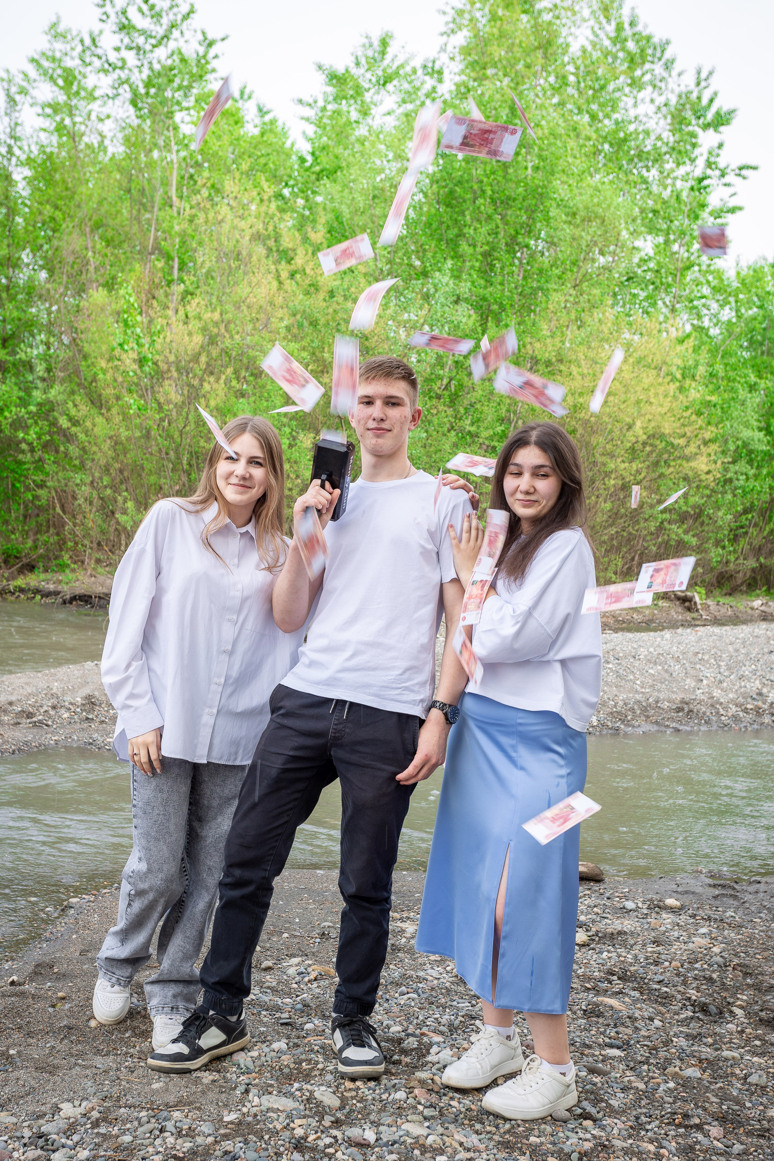 Уличная фотосессия на выпускной альбом. Выпускные альбомы Майкоп, Краснодар Елена Золотарева