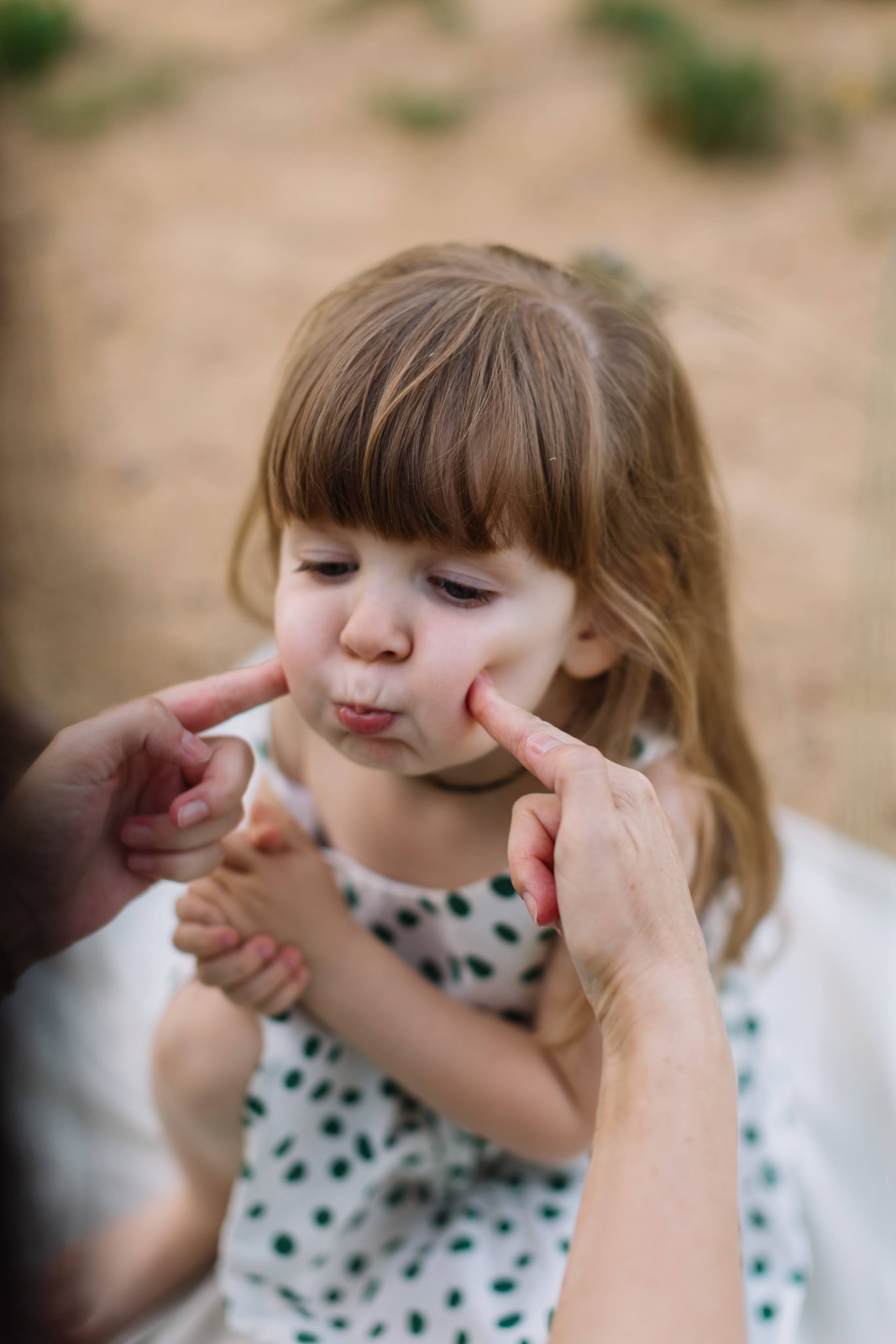 алёна малахова фотограф новосибирск семейный детский домашняя фотосессия в новосибирске день рождения репортажная съёмка фотосессия с лошадьми на конюшне деревня алтай  на природе фотосессия в детском саду мама и сын предложение руки и сердца идея  помолвка фотосессия берег закат детский день рождения годик торт аниматор лофт игровая продолжение следует prodoljenie_sleduet_  корпоратив тимбилдинг первоклашка линейка  контент  бизнес портрет оперный новат франция берет весна девушка мама и дочь мать и дитя