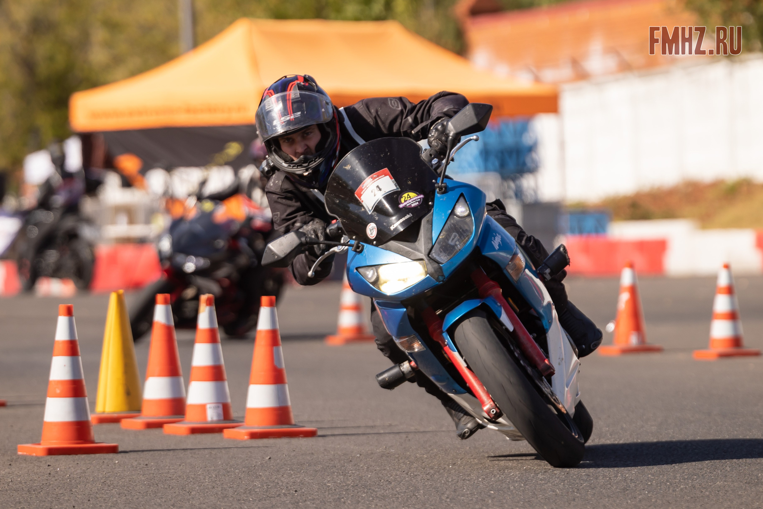 Соревнования по мотоджимхане на площадке Мосгортранс 15.09.2024. Фотограф Владимир Охрименко