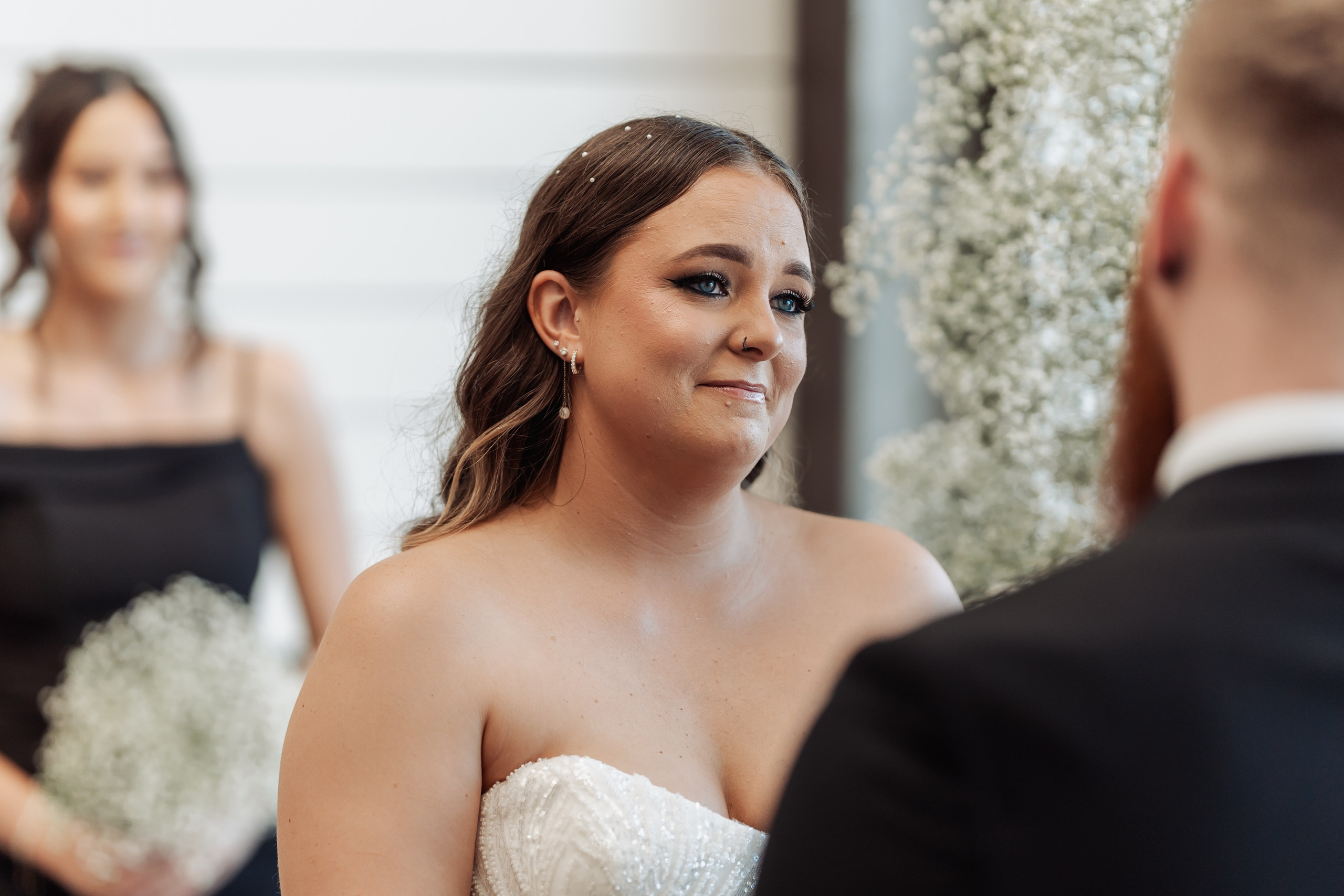 …Sweet embrace. Golden Moments Editing — We do Wedding’s Retouch and Video Editing