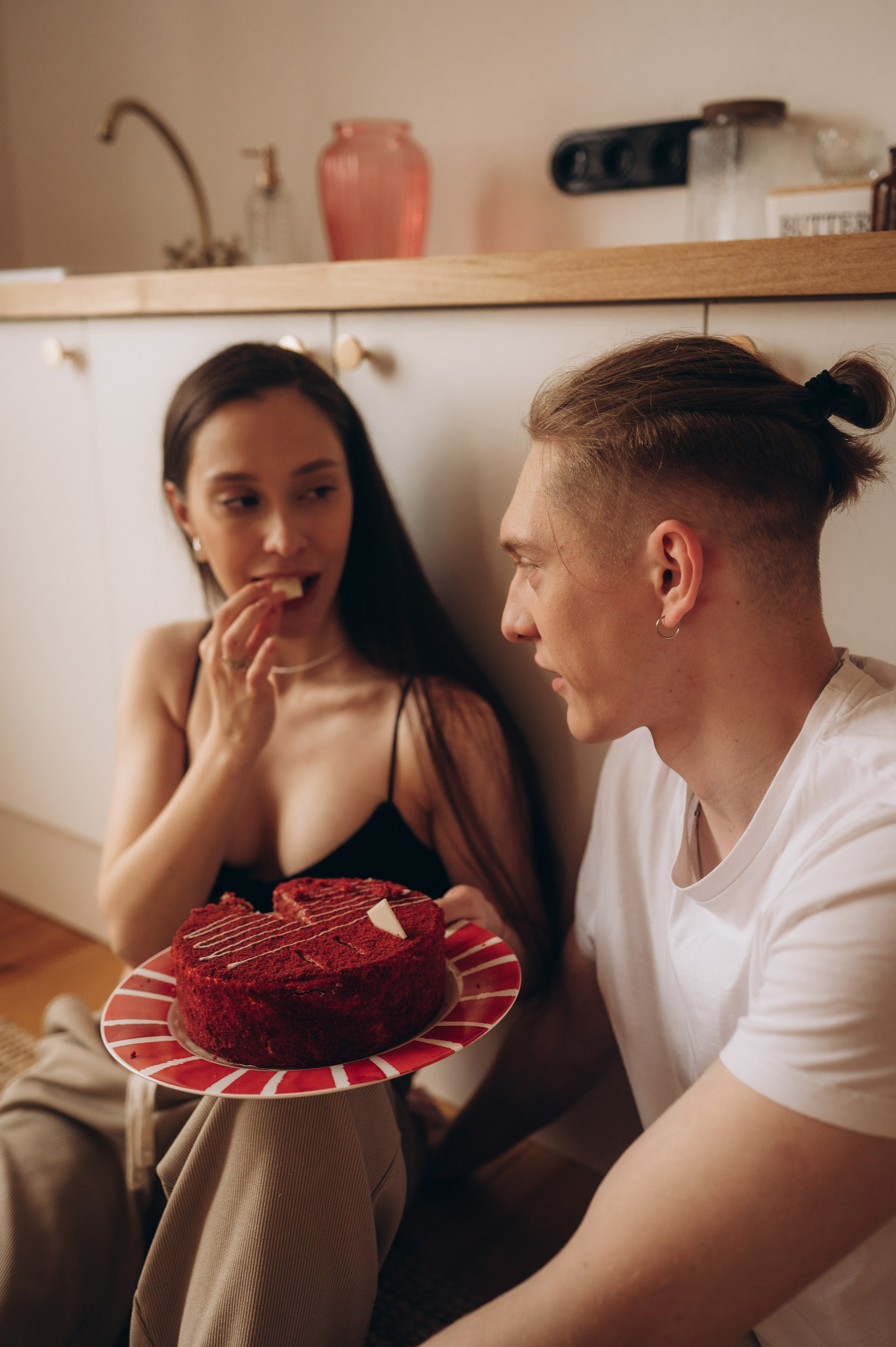 Беременность (студия Дача). Семейный фотограф Тюмень