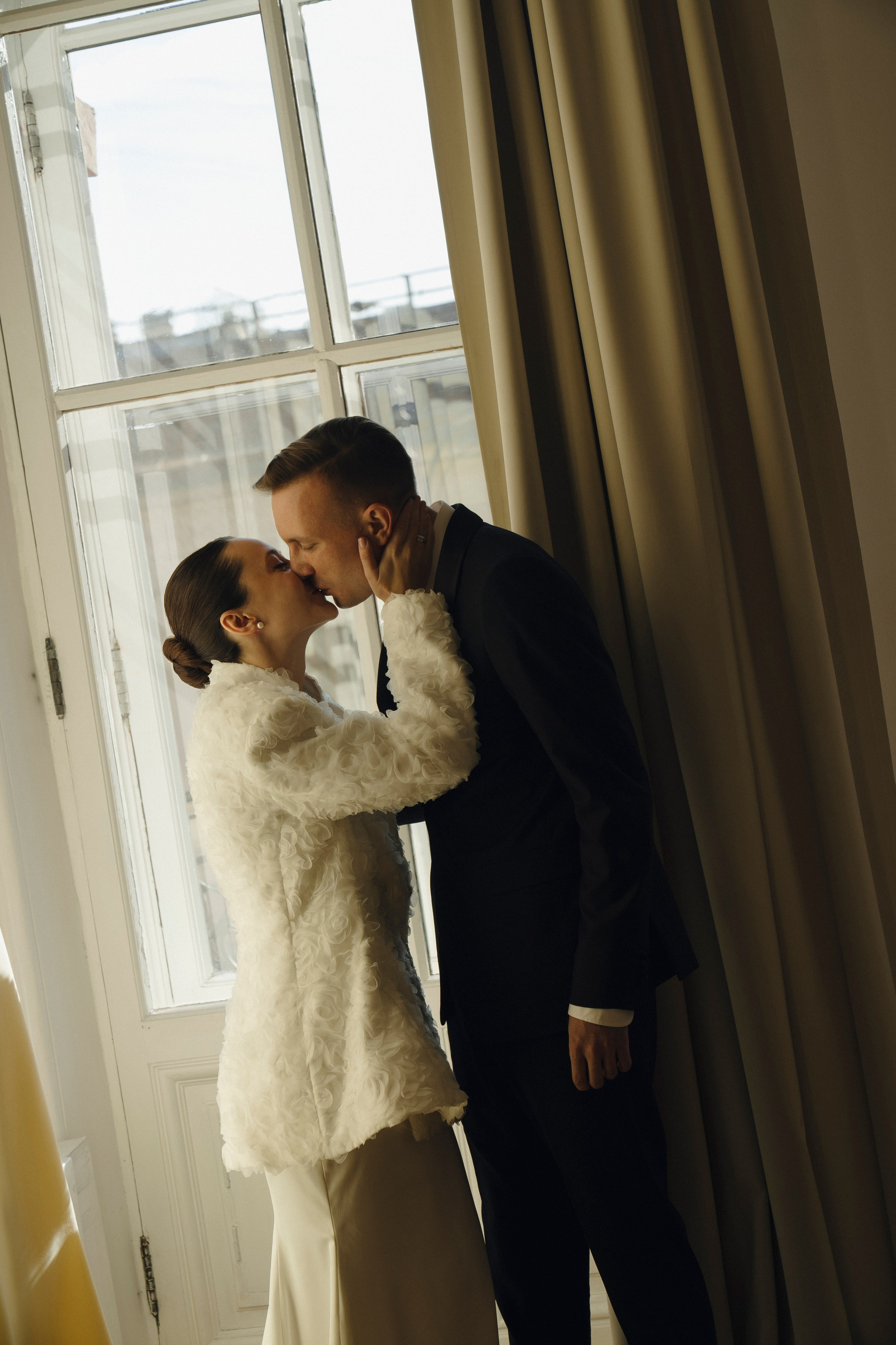 Любовь насквозь видно. Свадебный фотограф Наташа Брифли