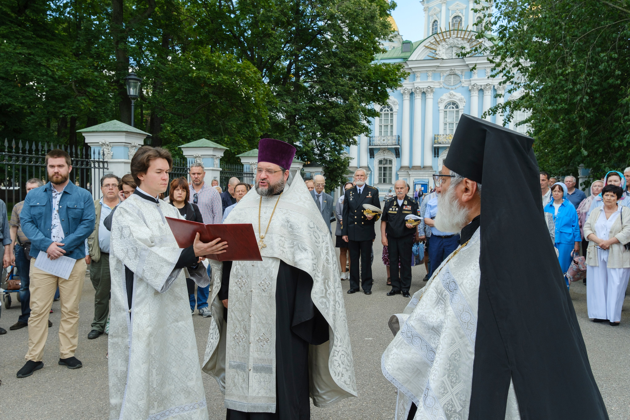 25-Я ГОДОВЩИНА ГИБЕЛИ АТОМНОЙ ПОДВОДНОЙ ЛОДКИ «КУРСК». НИКОЛО-БОГОЯВЛЕНСКИЙ МОРСКОЙ СОБОР
