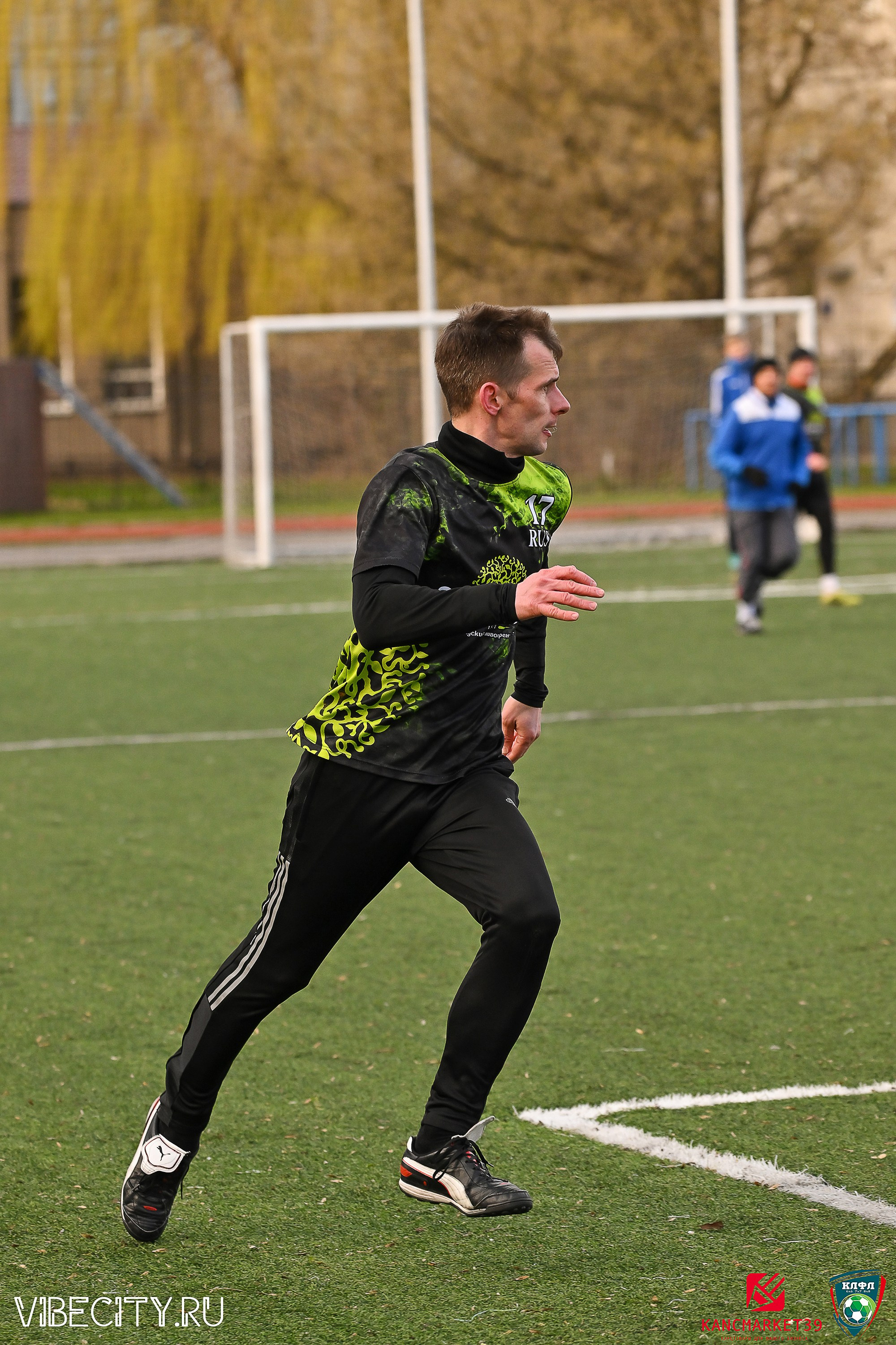 XX ЧЕМПИОНАТ КАЛИНИНГРАДСКОЙ ЛФЛ КАНЦМАРКЕТ39 сезона 2024–2025 гг. VIBECITY.RU Вайб Сити Ру Фоторепортажи Фотоотчеты Калининград