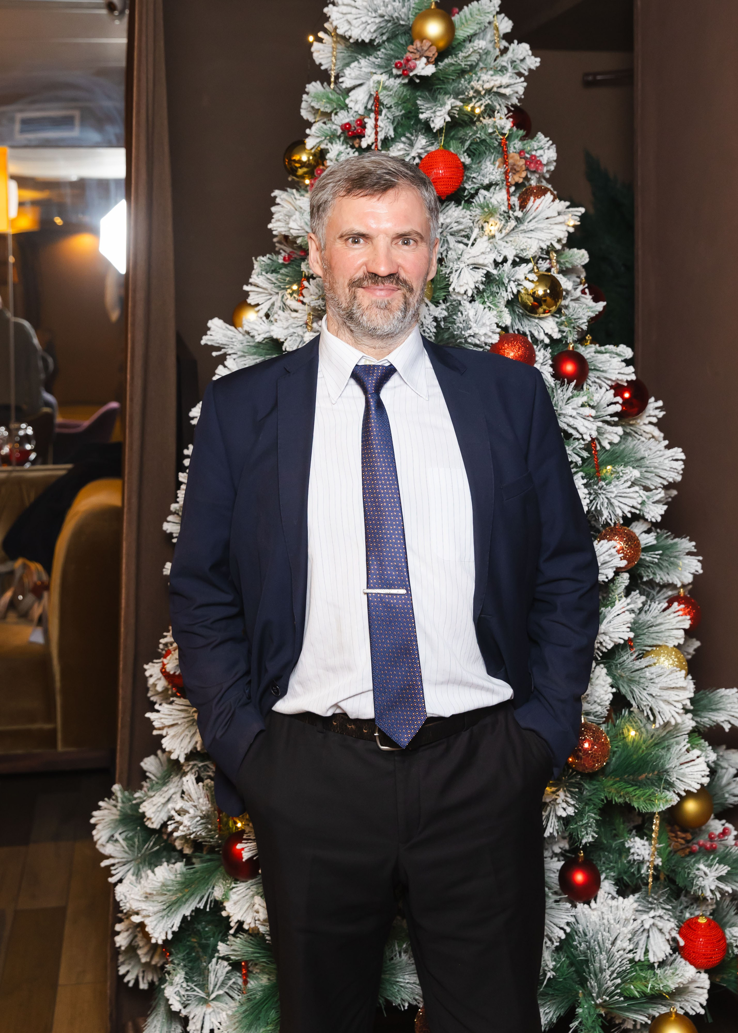 Предновогодка кипарис 2025. ФОТОГРАФ ВИНОГРАДОВА ДАРЬЯ