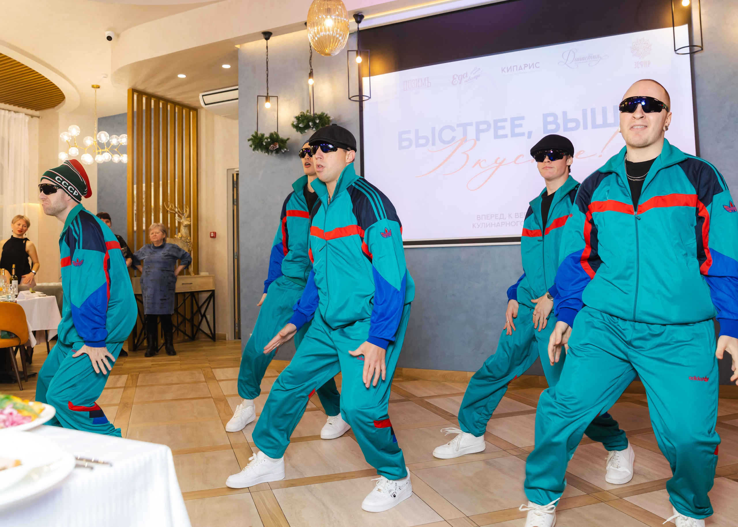 НОВОГОДНИЕ КОРПОРАТИВЫ. ФОТОГРАФ ВИНОГРАДОВА ДАРЬЯ