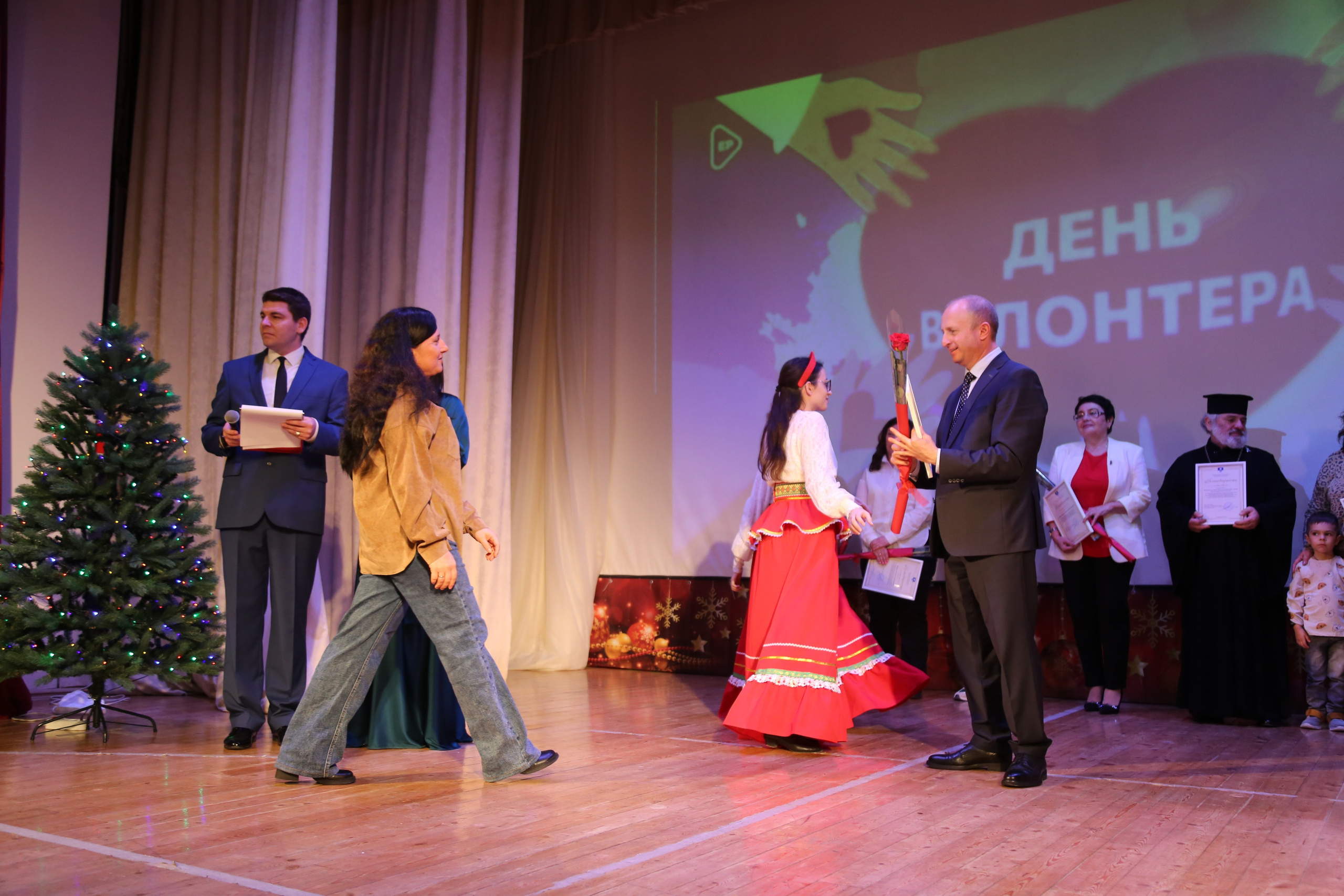 День Волонтёра. Жизнь курорта Кабардинка в фотографиях