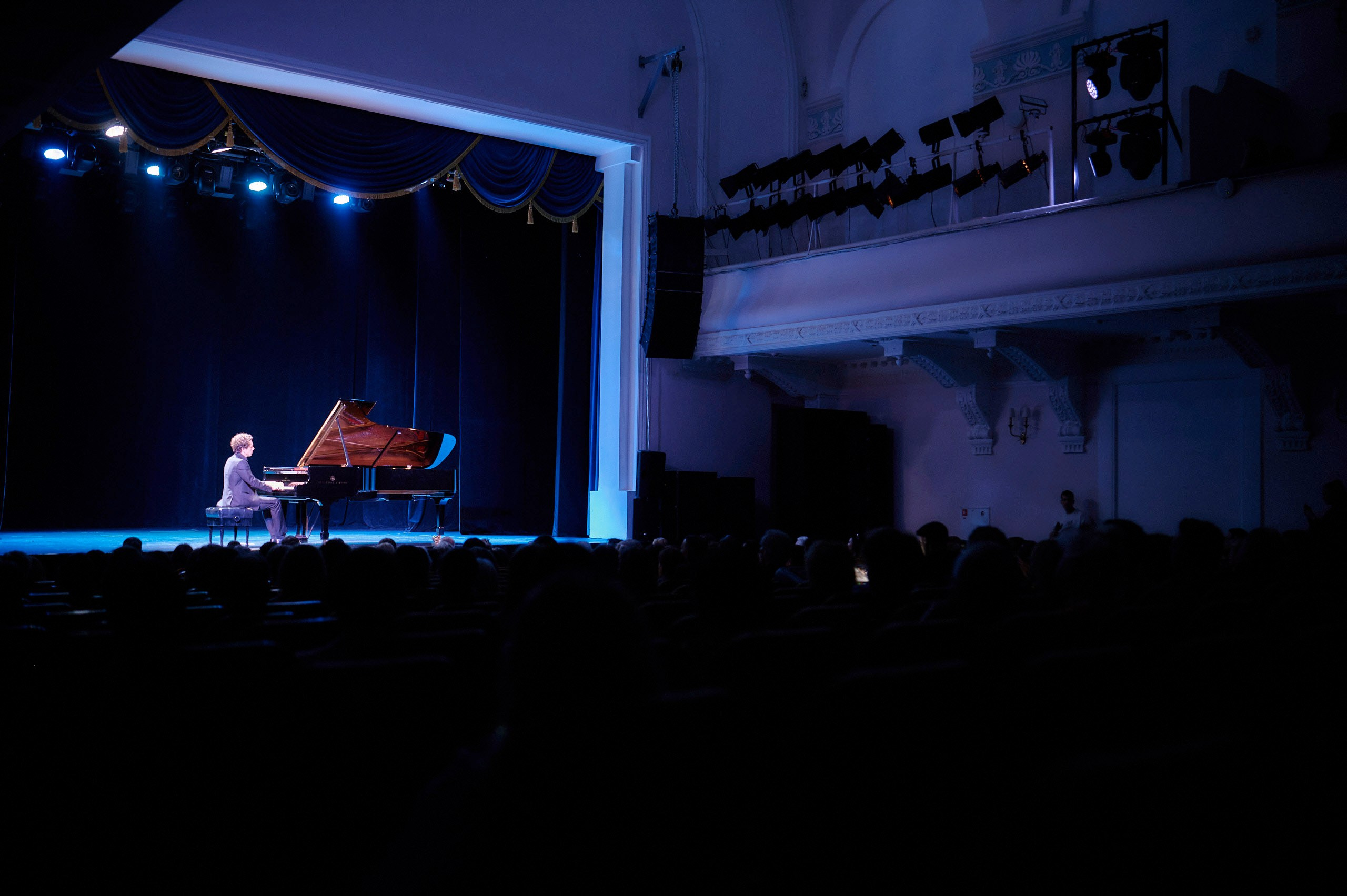 Константин Емельянов. Ваш мультижанровый фотограф Александр Белов