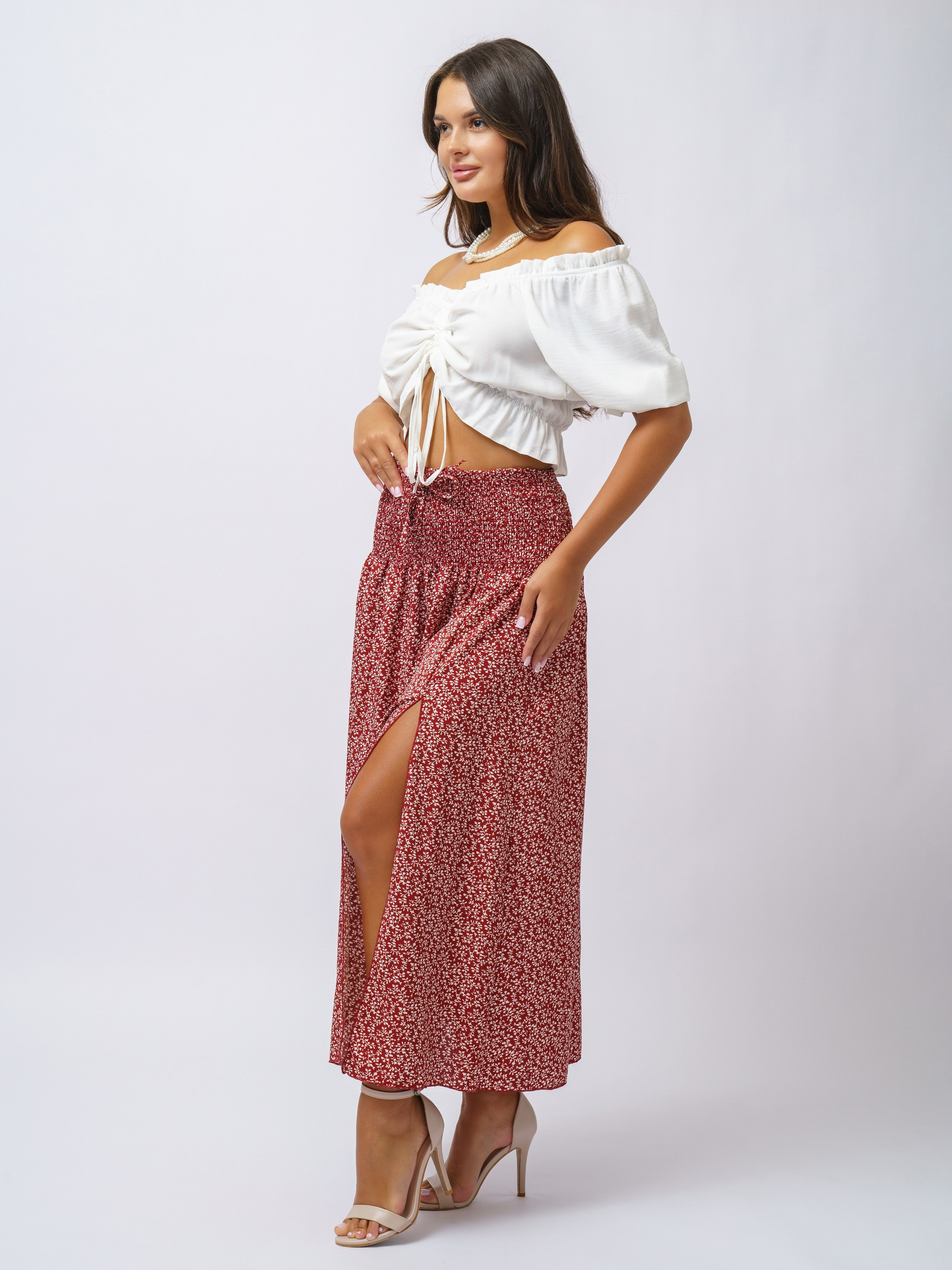 Юлия, 42-44 р-р, рост 171. KED Production — продакшн из СПб. Создаём фото, видео и контент, который помогает брендам и селлерам продавать больше