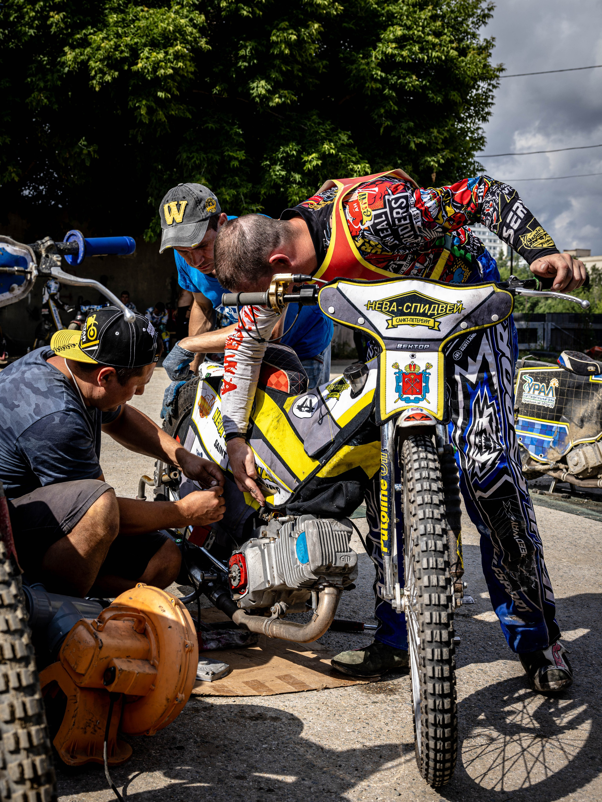 Мотогонки на гаревой дорожке. Bertran Ordo