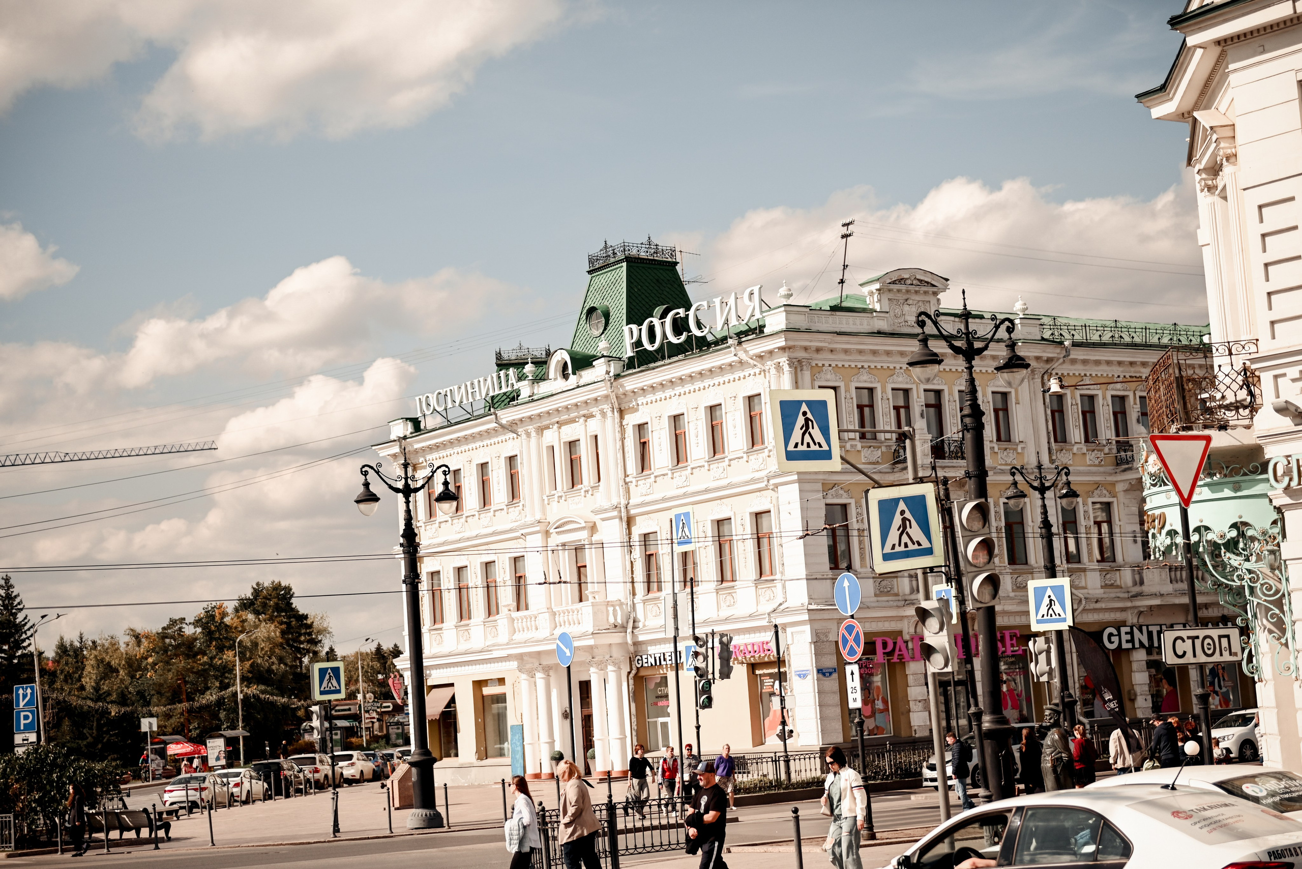 Небольшая часть фото со свадебной съемки Алексея и Даши. Свадебный, семейный, детский, контент фотограф в Омске Максим Ильин