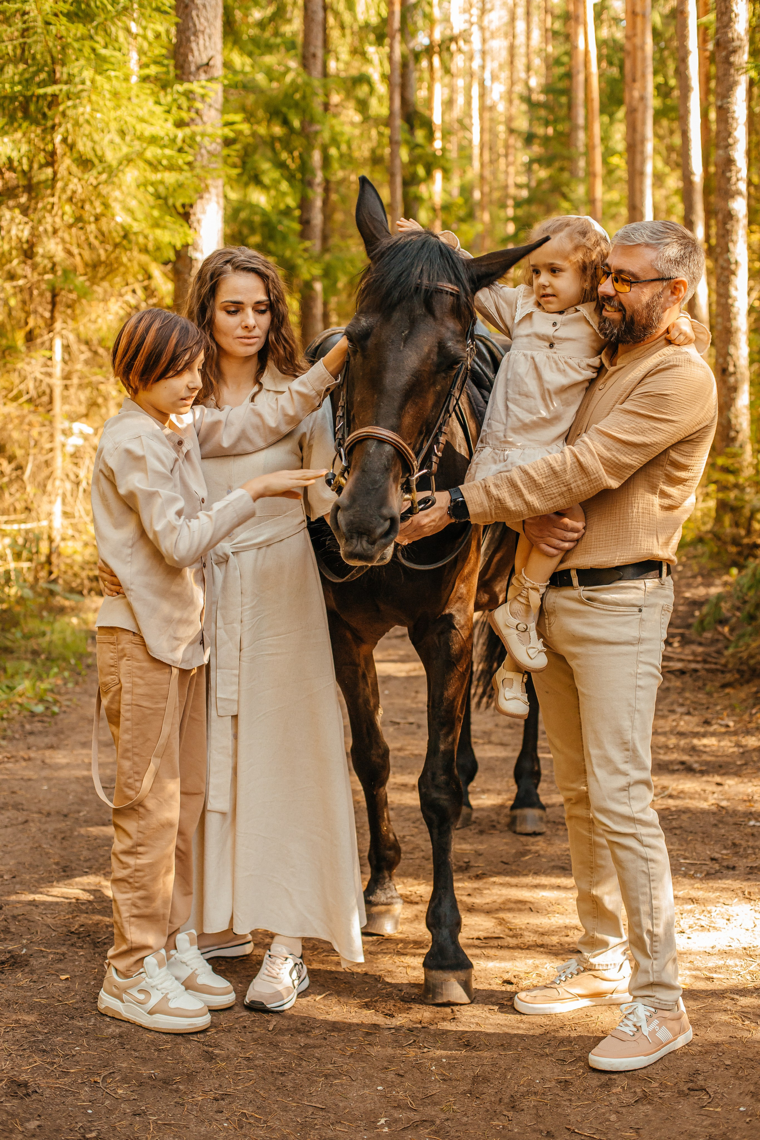 Надя семья в Токсово. Elena Sova — семейный и женский фотограф в Санкт-Петербурге