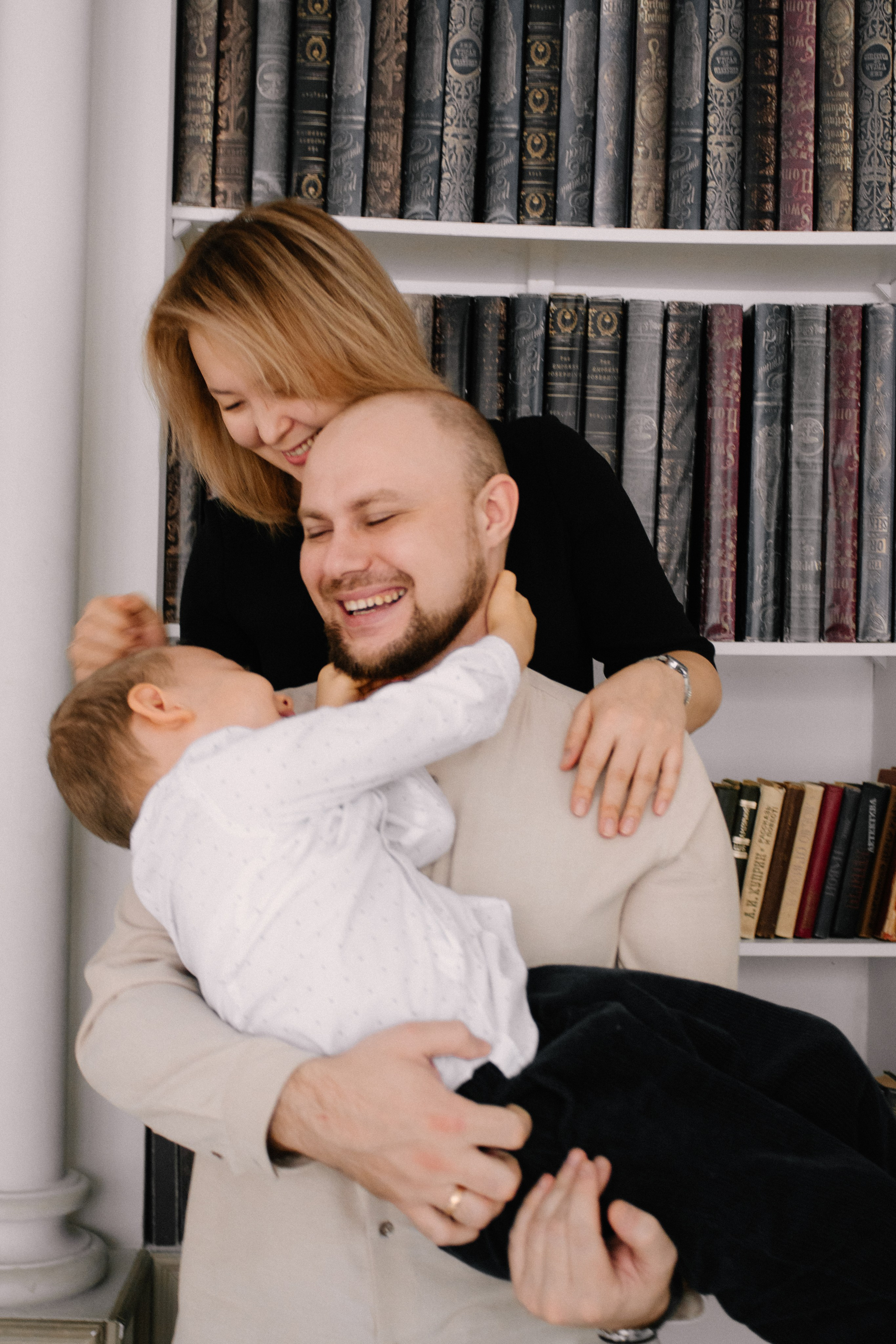 Саша и родители. LeonaStage. Фотограф в Челябинске Любовь Денисенко