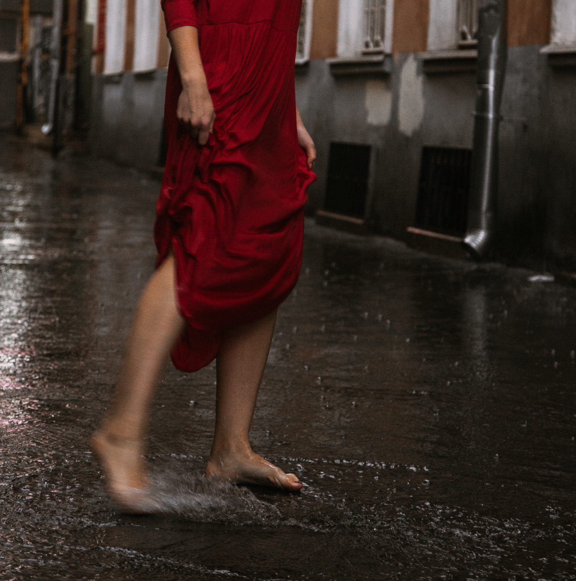 Под дождем. Фотографирую в Москве