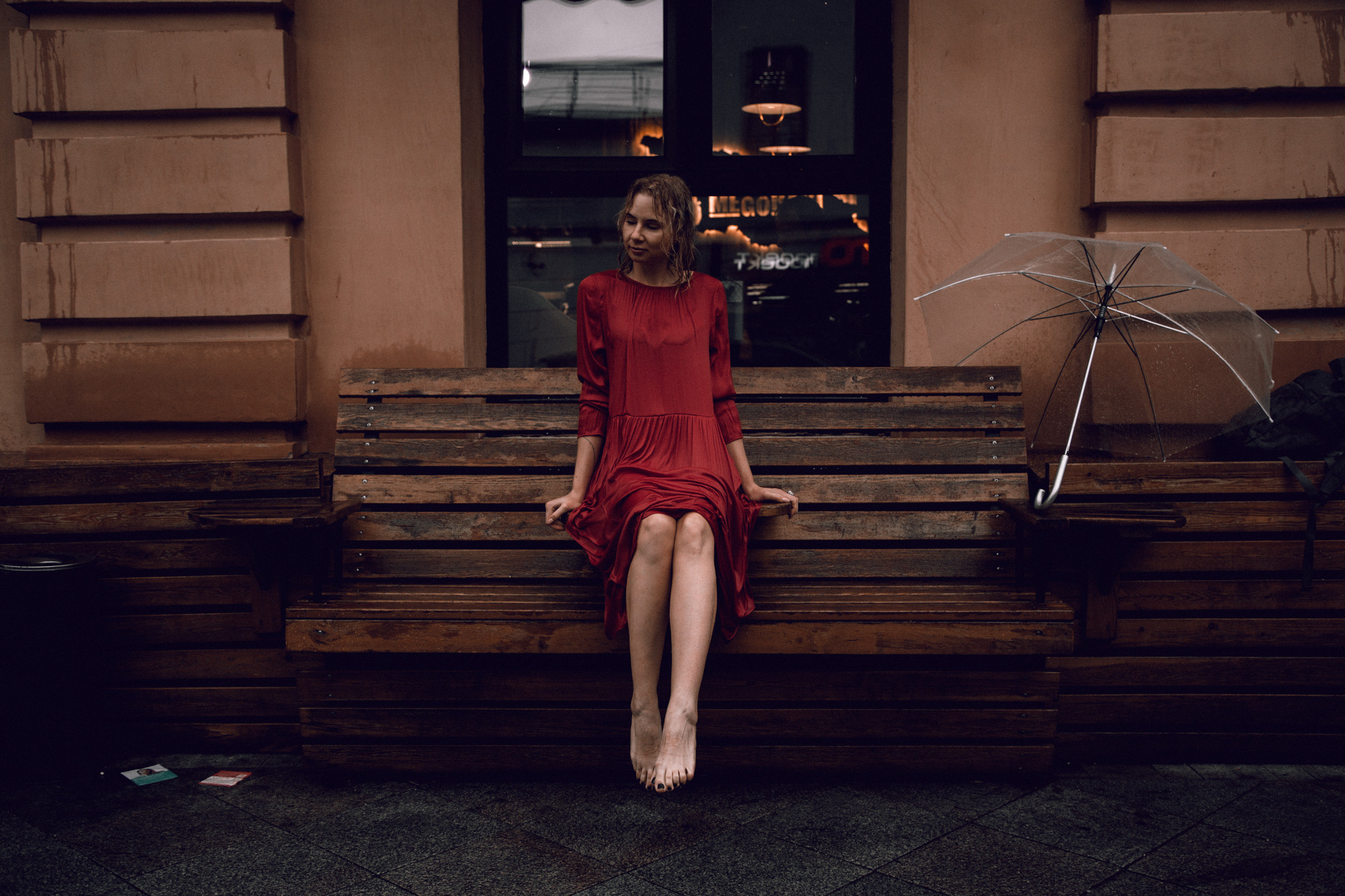 Под дождем. Фотографирую в Москве