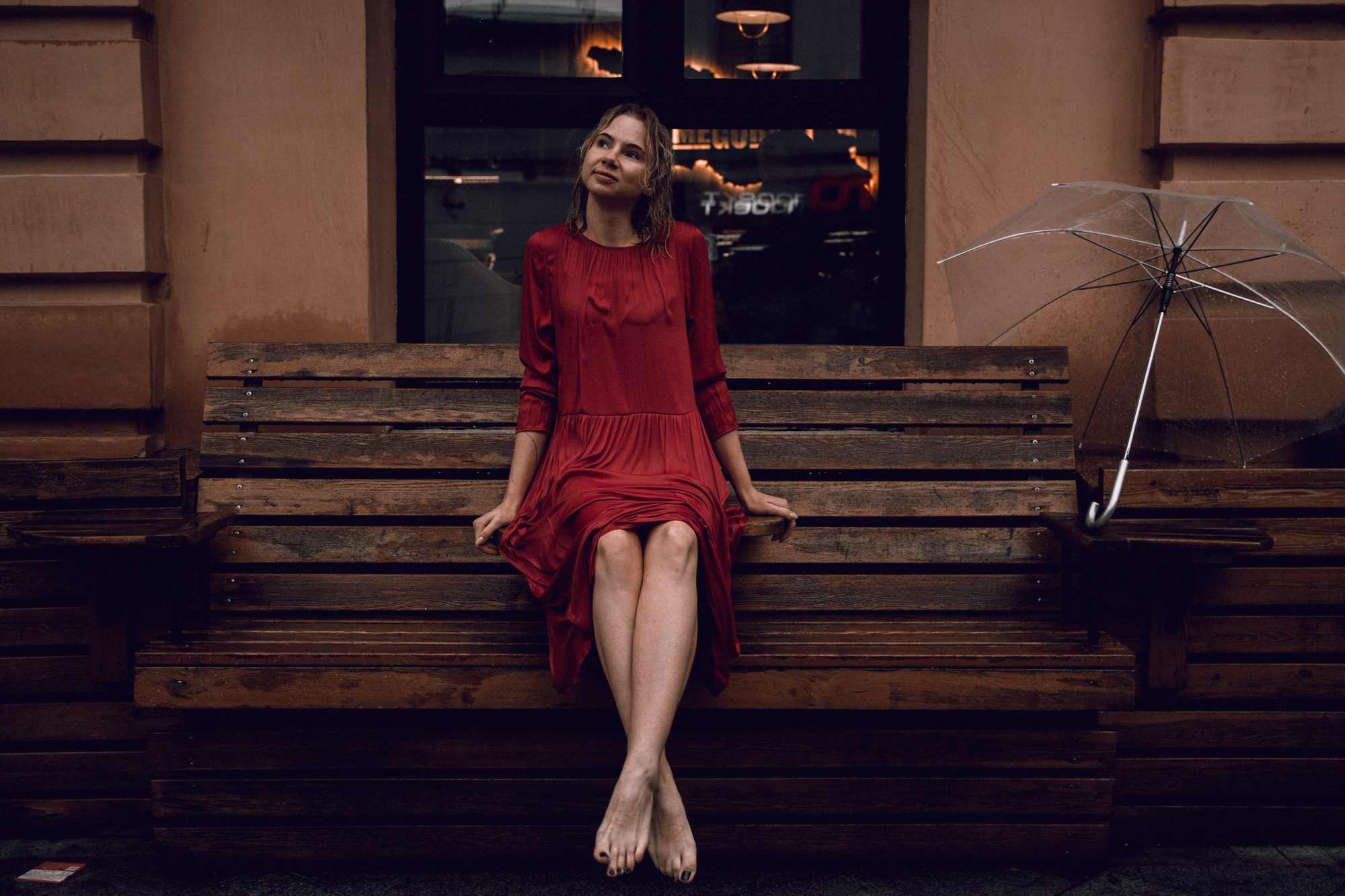 Под дождем. Фотографирую в Москве