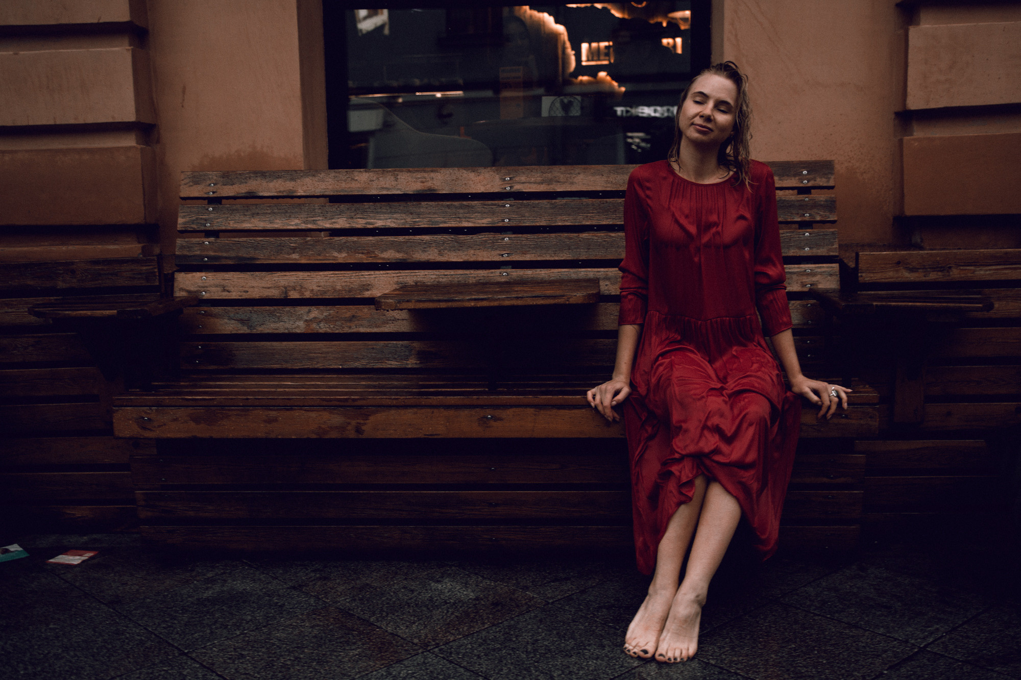 Под дождем. Фотографирую в Москве