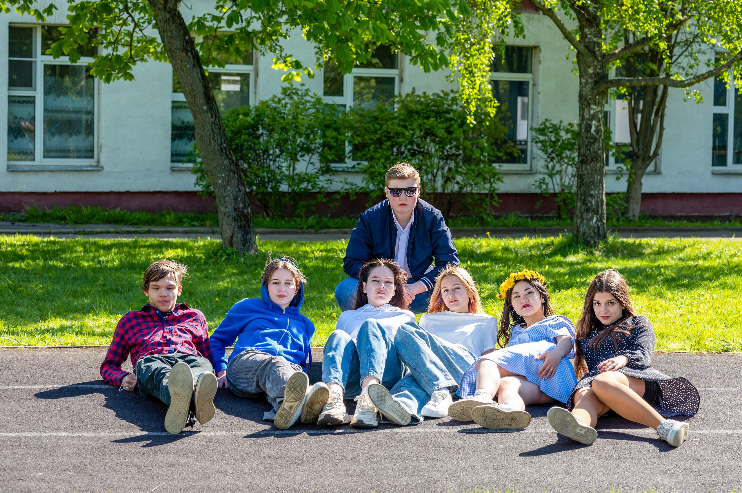 Фотосессия в классе и на территории школы. 9-И класс школа 1413. Детский и семейный фотограф г. Москва Оксана Катаджи