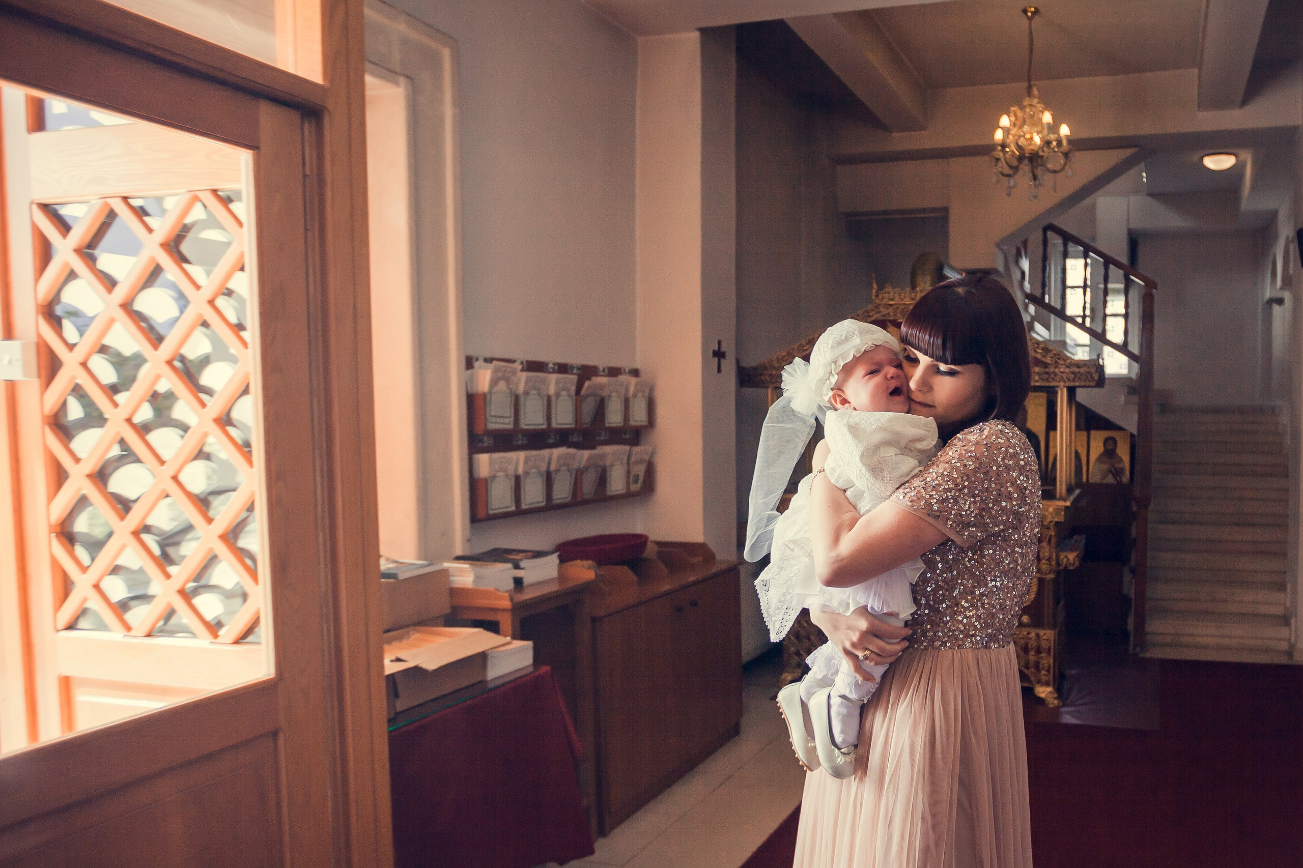 Крещение Марианны на Кипре. Семейный фотограф Николаева Ольга