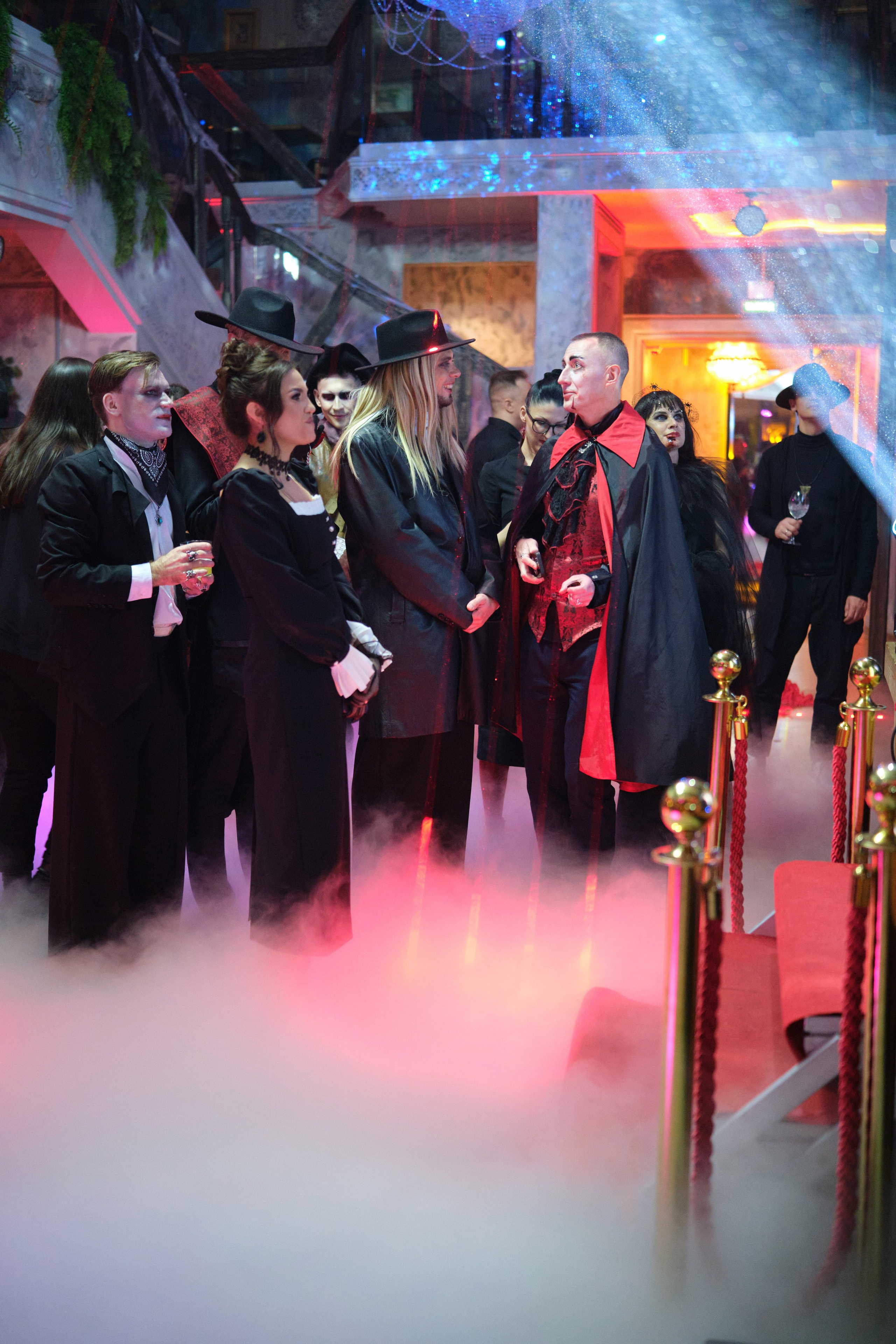 Бал вампиров в гастропабе Особняк. Репортажный фотограф Дмитрий Литвинский. Минск, Беларусь, мир