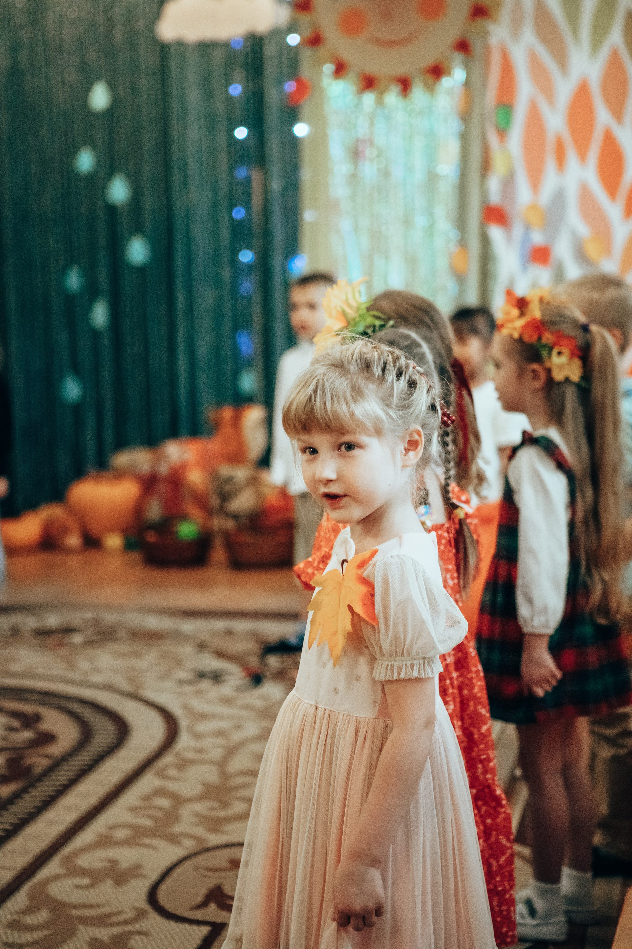 Утренник «Праздник осени». Семейный и детский фотограф в г. Новосибирске Макеева Анастасия