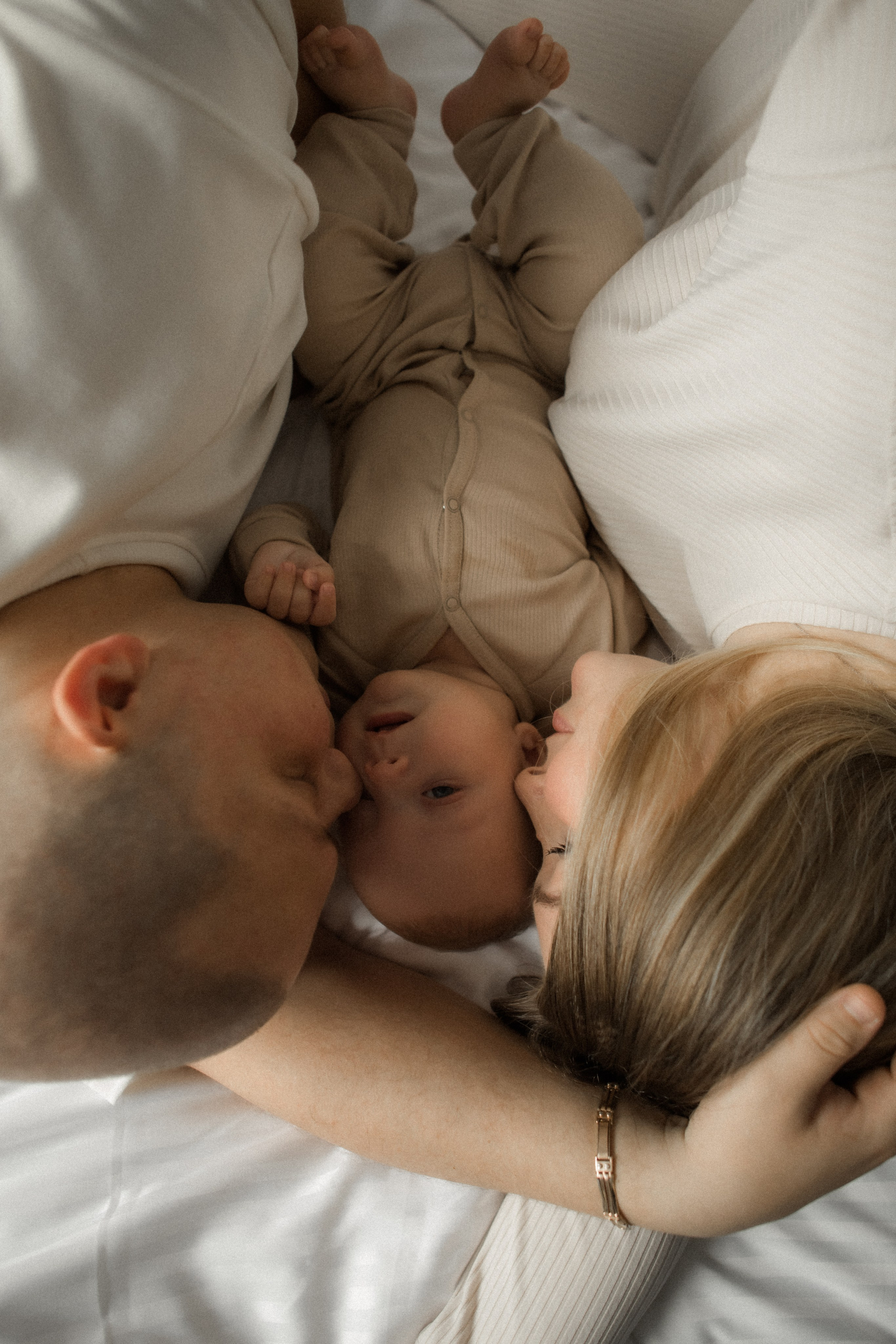 Семейная фотосъемка дома. Фотограф Карпачан Анастасия