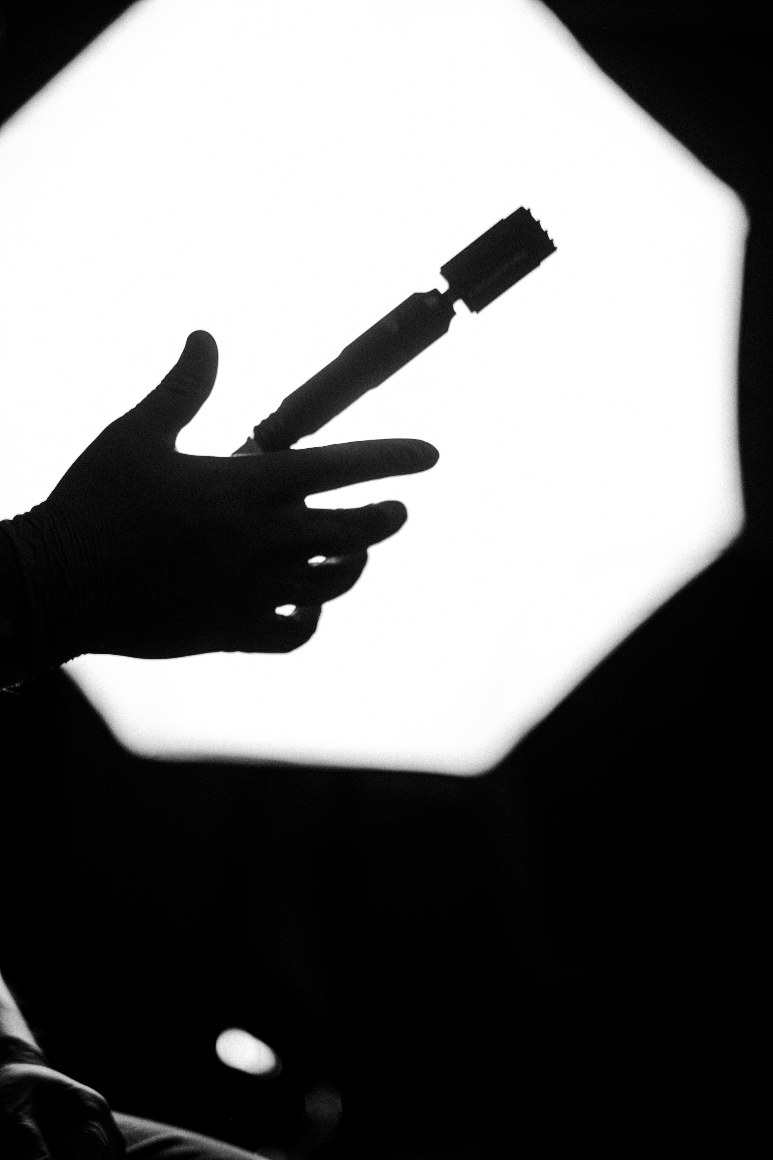 Рекламная съемка: тату-мастер | Заказать рекламную съемку Новосибирск. Ксения Ильиных — Фотограф в Новосибирске