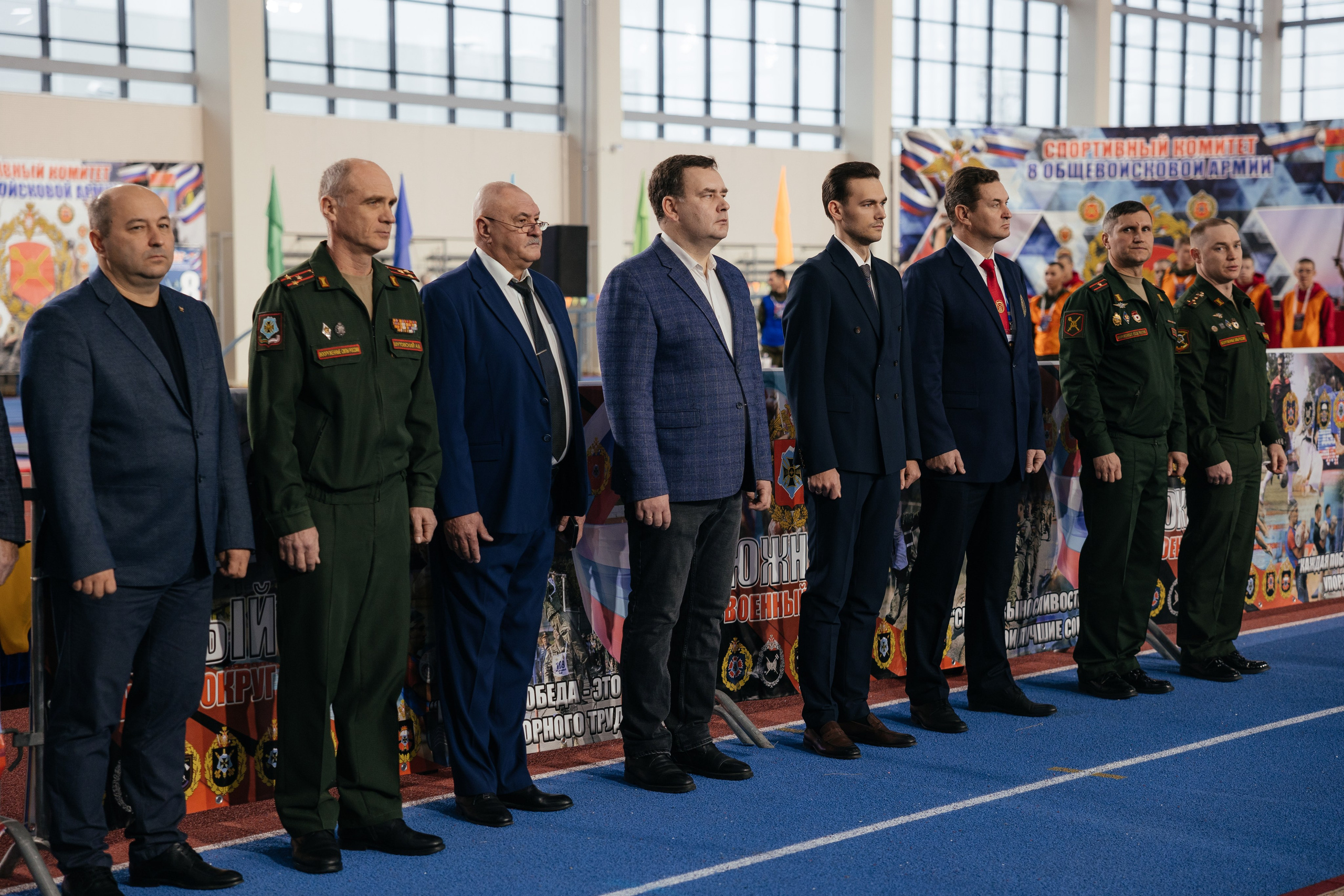 Манеж соревнования. Фотограф Крохин Олег