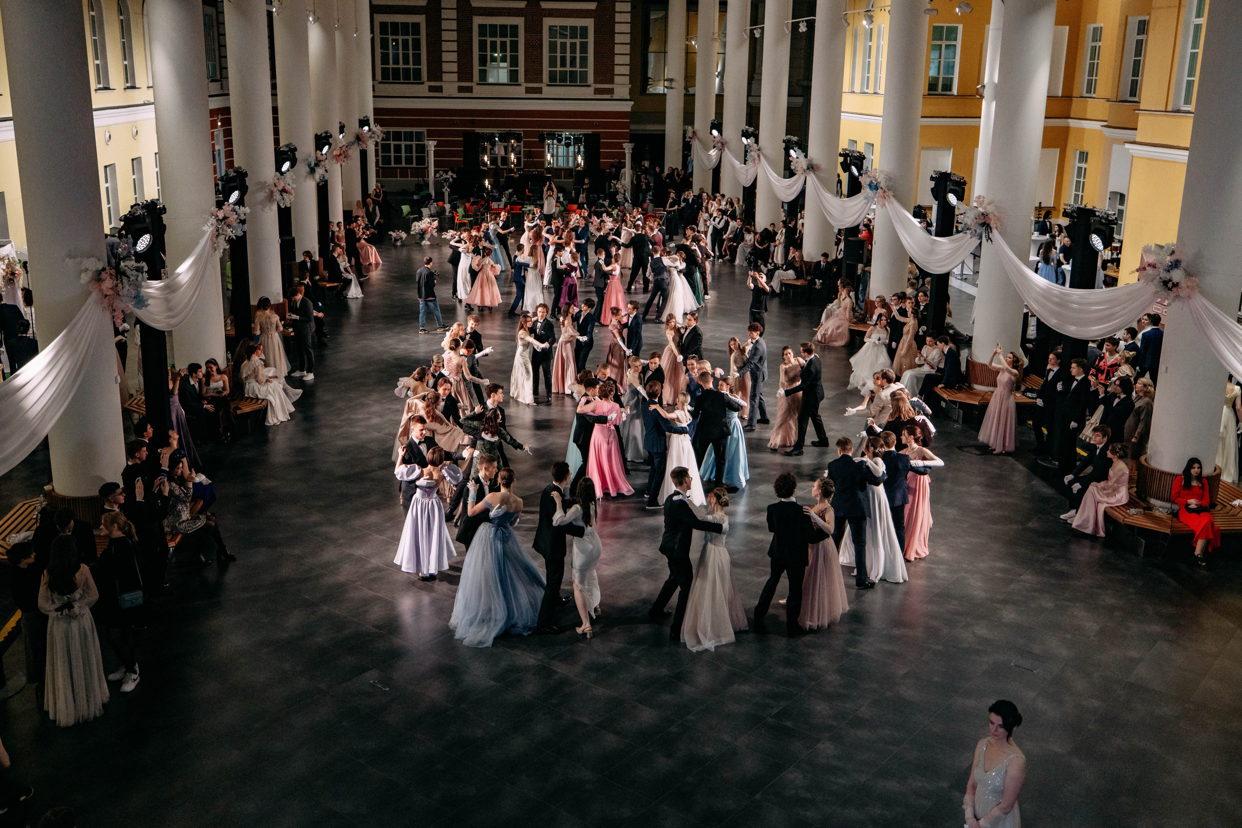 Бал студентов ВШЭ. Фото и видео съемка. Андрей Ионов